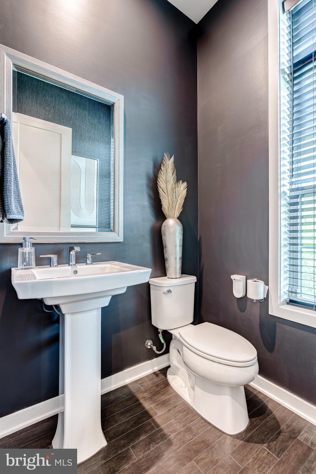 METRO WALK AT MOOREFIELD STATION - Residential