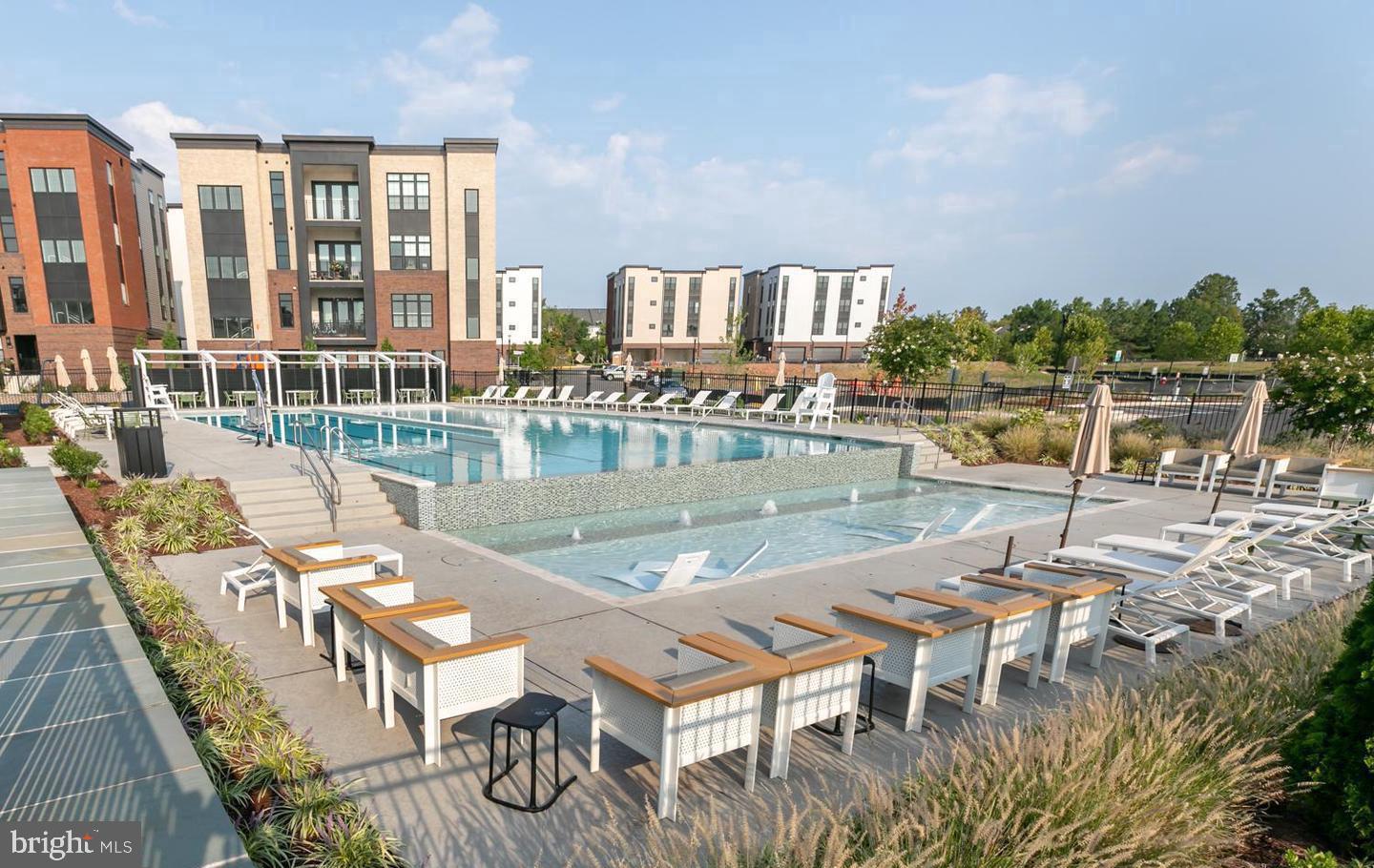 METRO WALK AT MOOREFIELD STATION - Residential