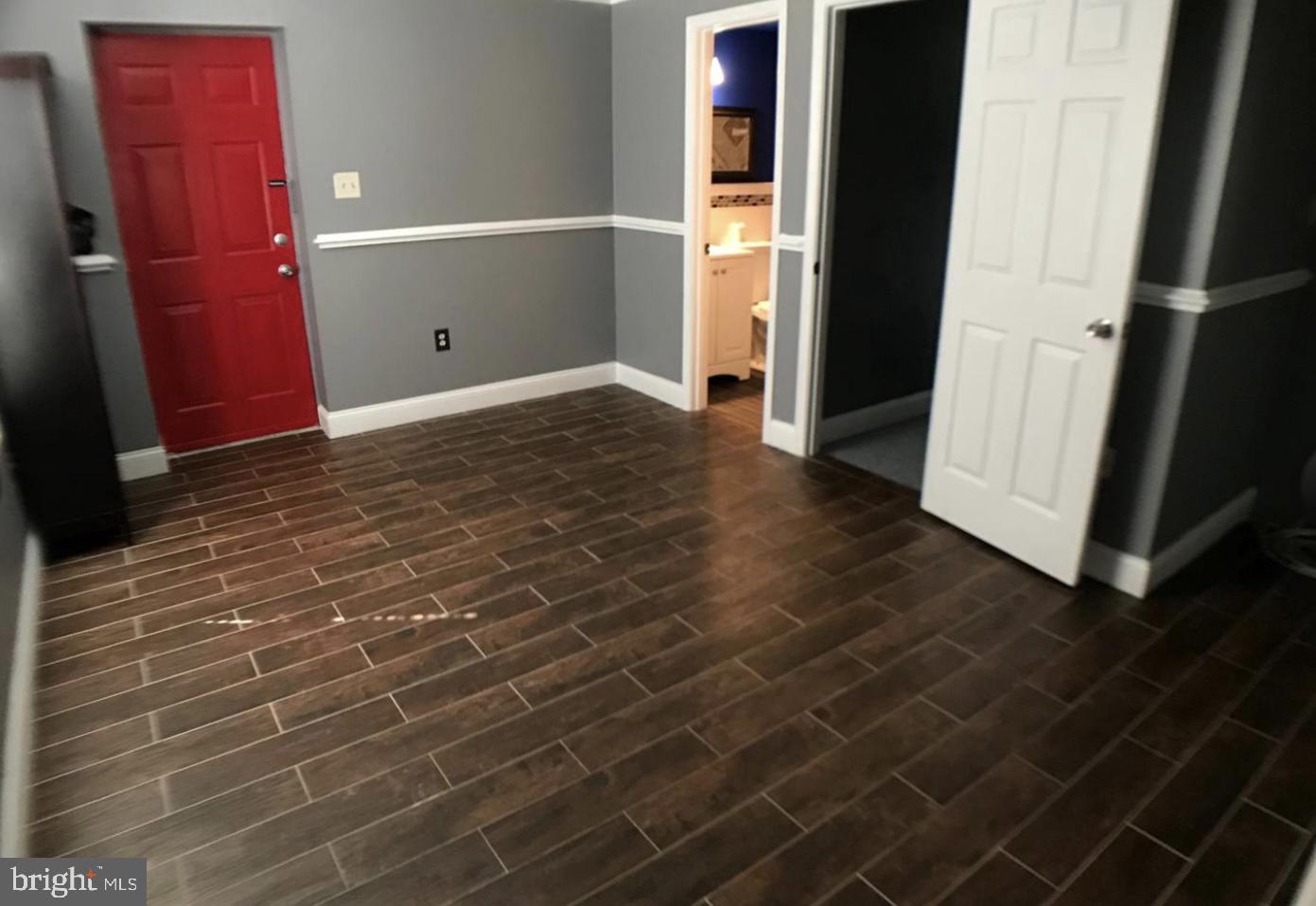 COLUMBIA PARK - Residential