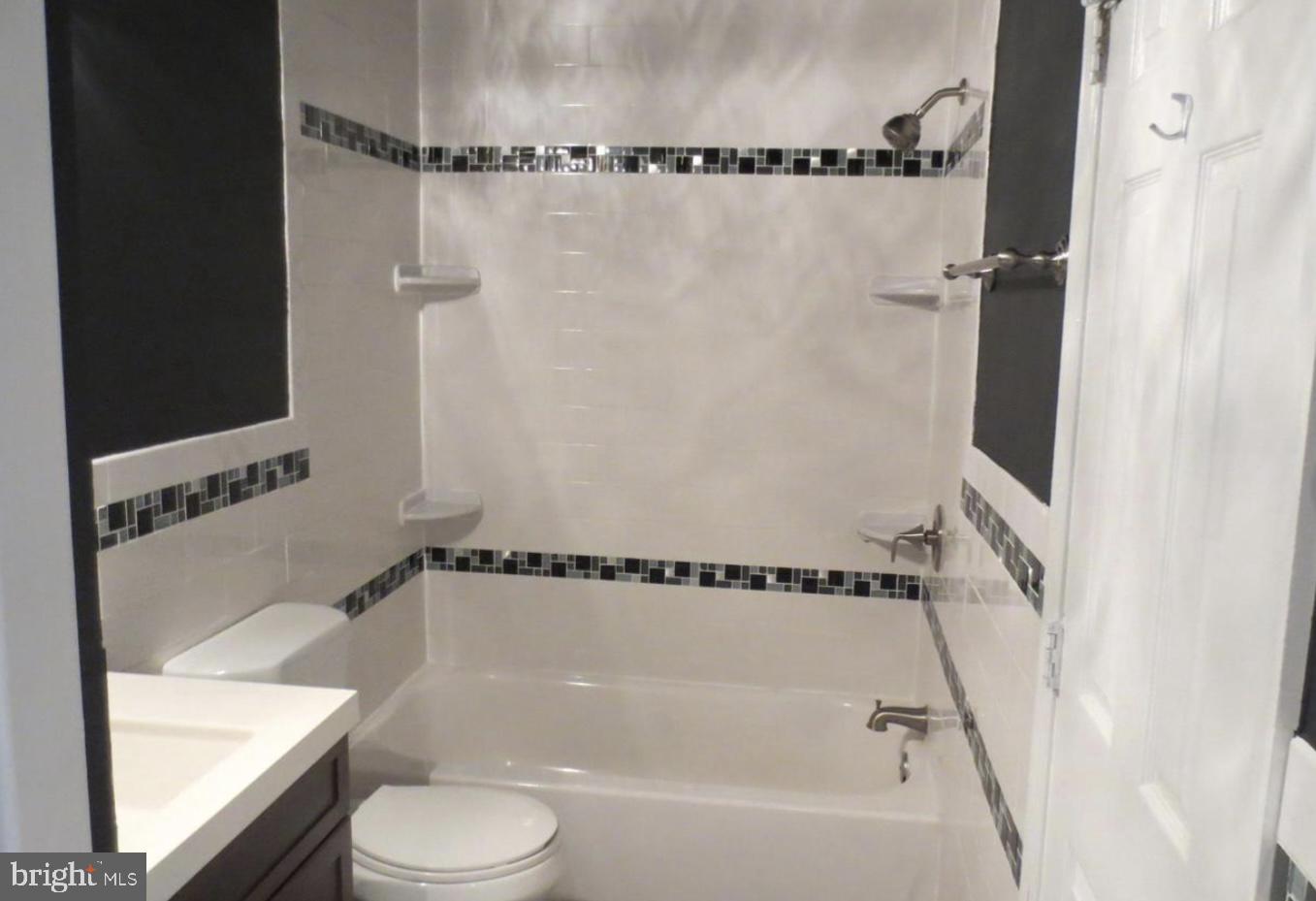 COLUMBIA PARK - Residential