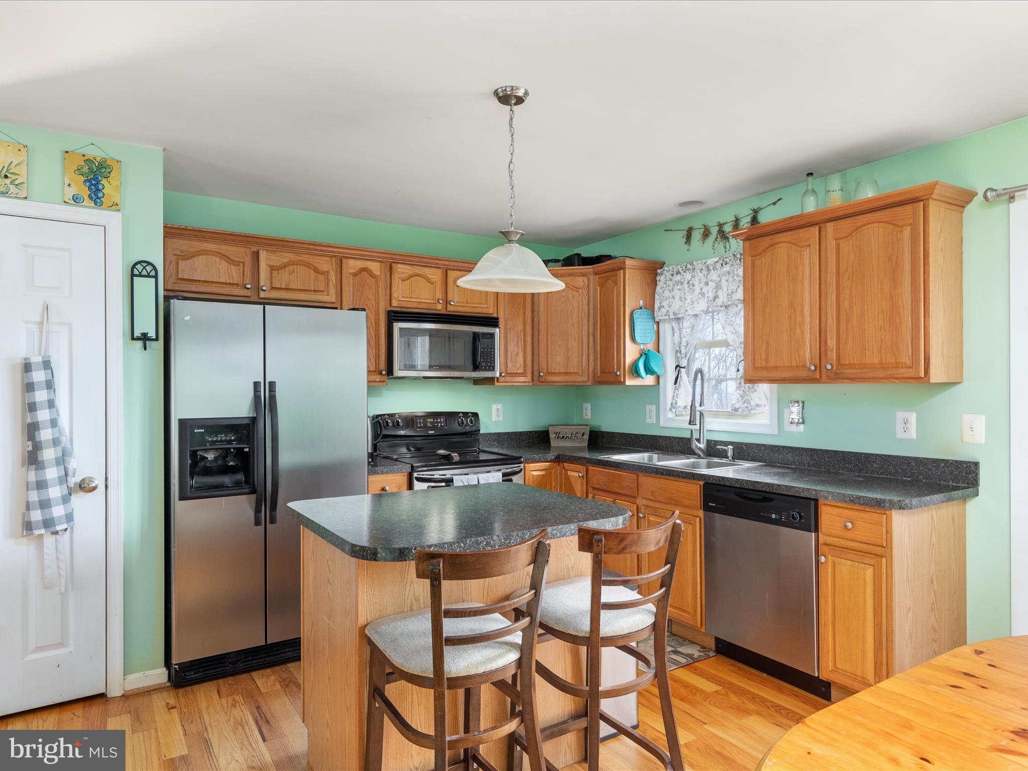 BLUE MOUNTAIN - Residential