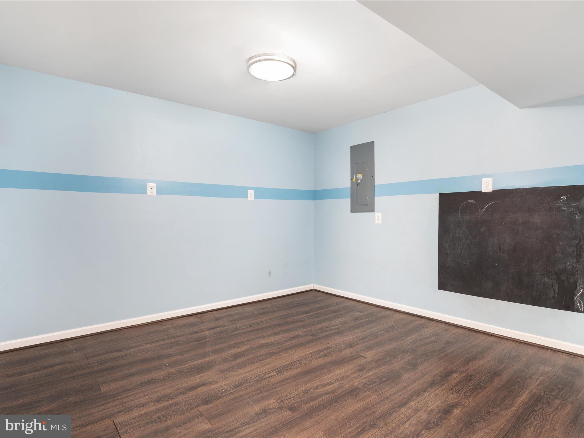 BLUE MOUNTAIN - Residential