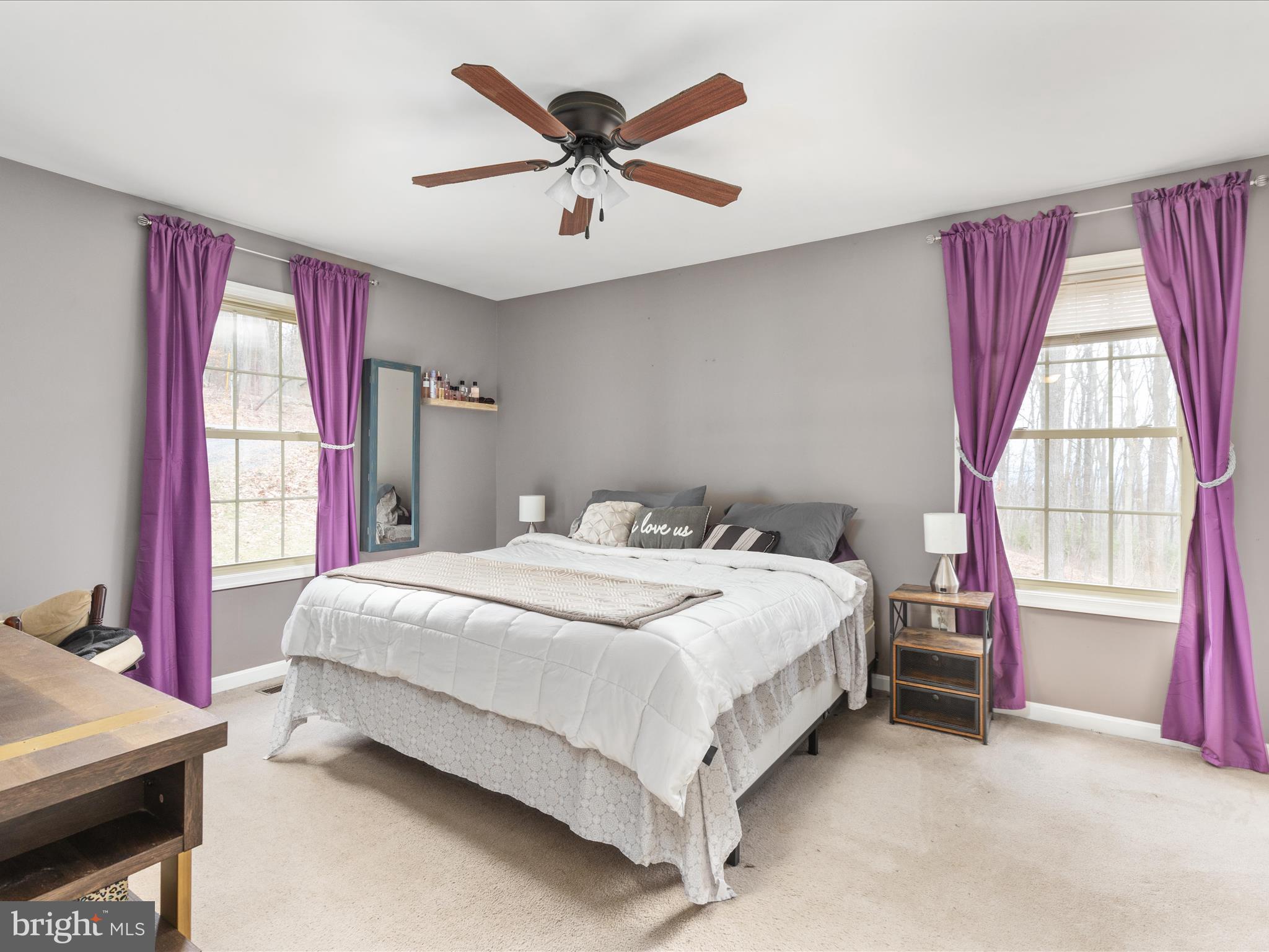 BLUE MOUNTAIN - Residential