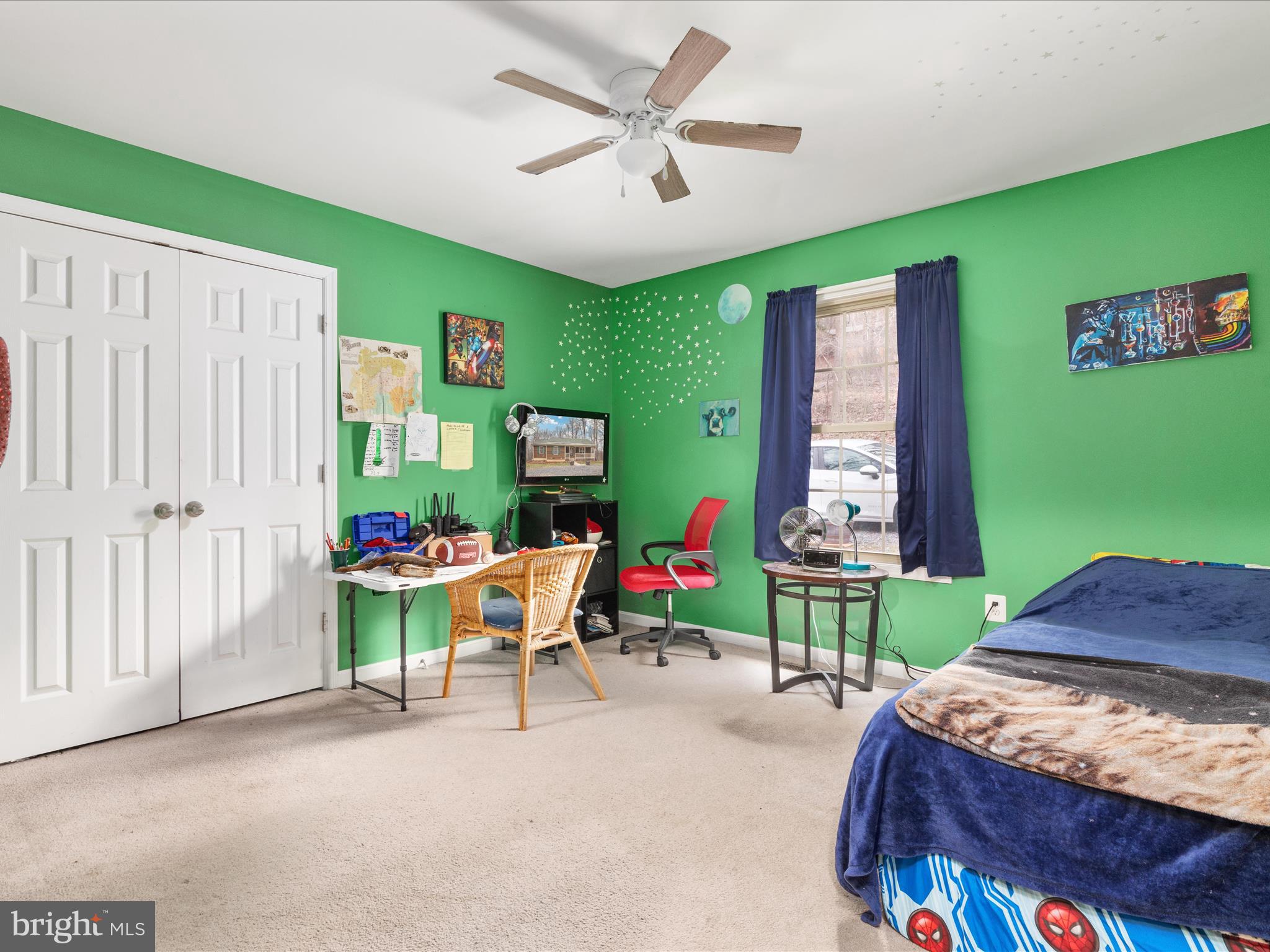 BLUE MOUNTAIN - Residential