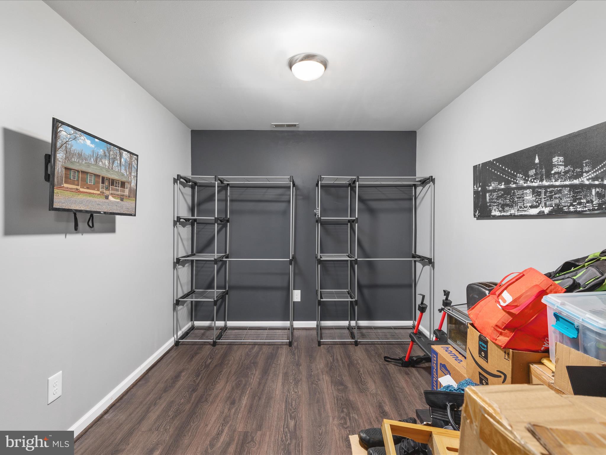 BLUE MOUNTAIN - Residential