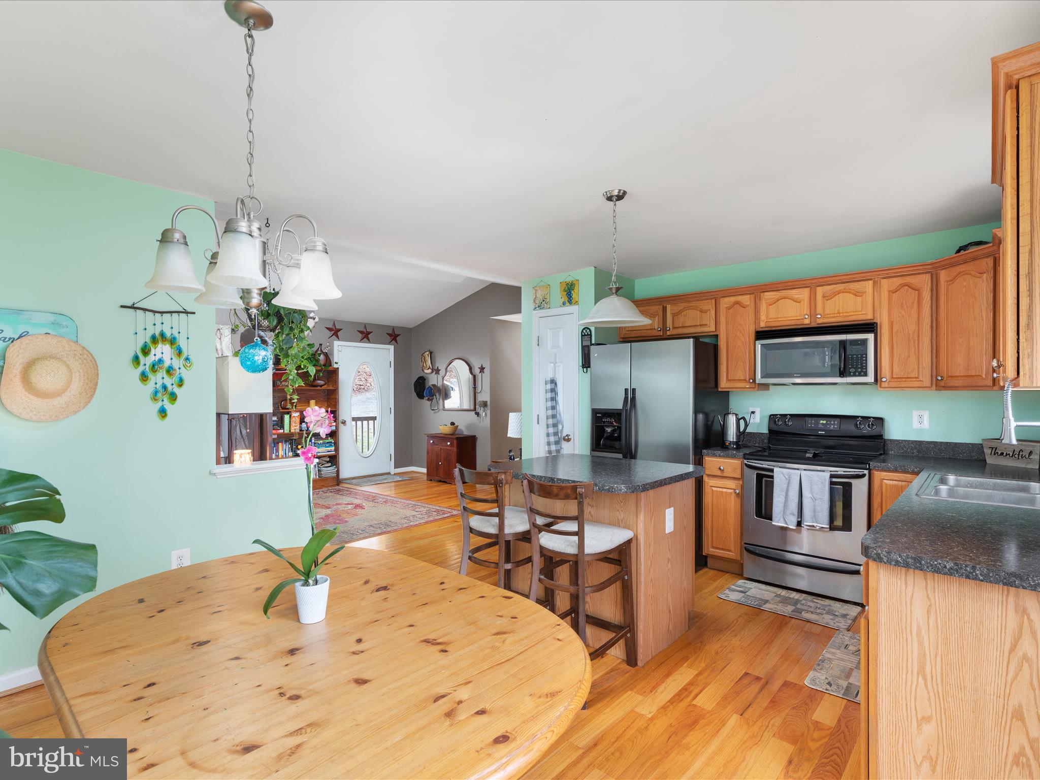 BLUE MOUNTAIN - Residential