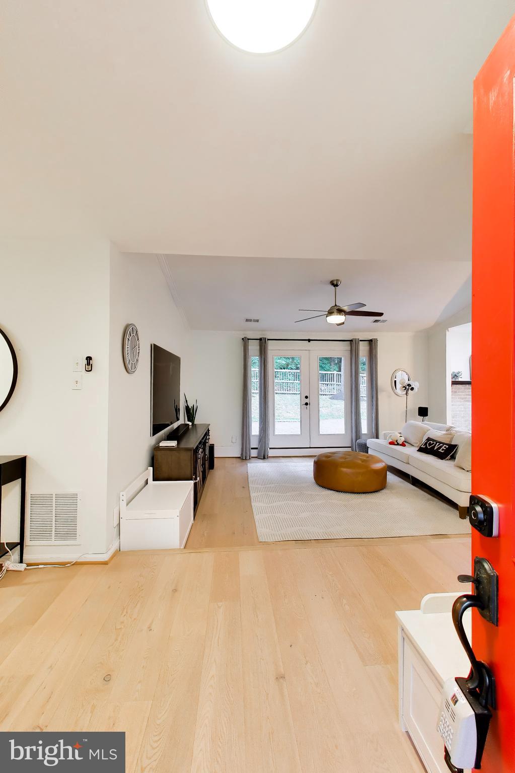 6800 MOON ROCK COURT