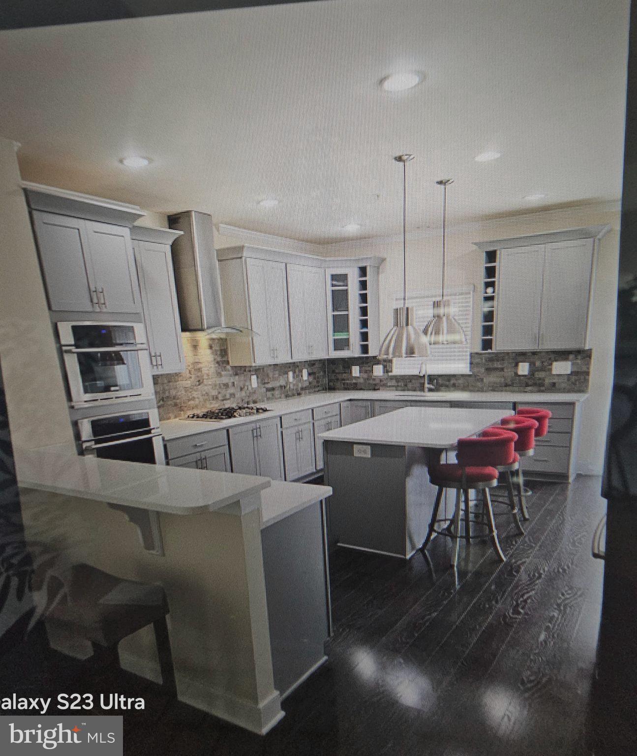 CLARKSBURG SQUARE - Residential