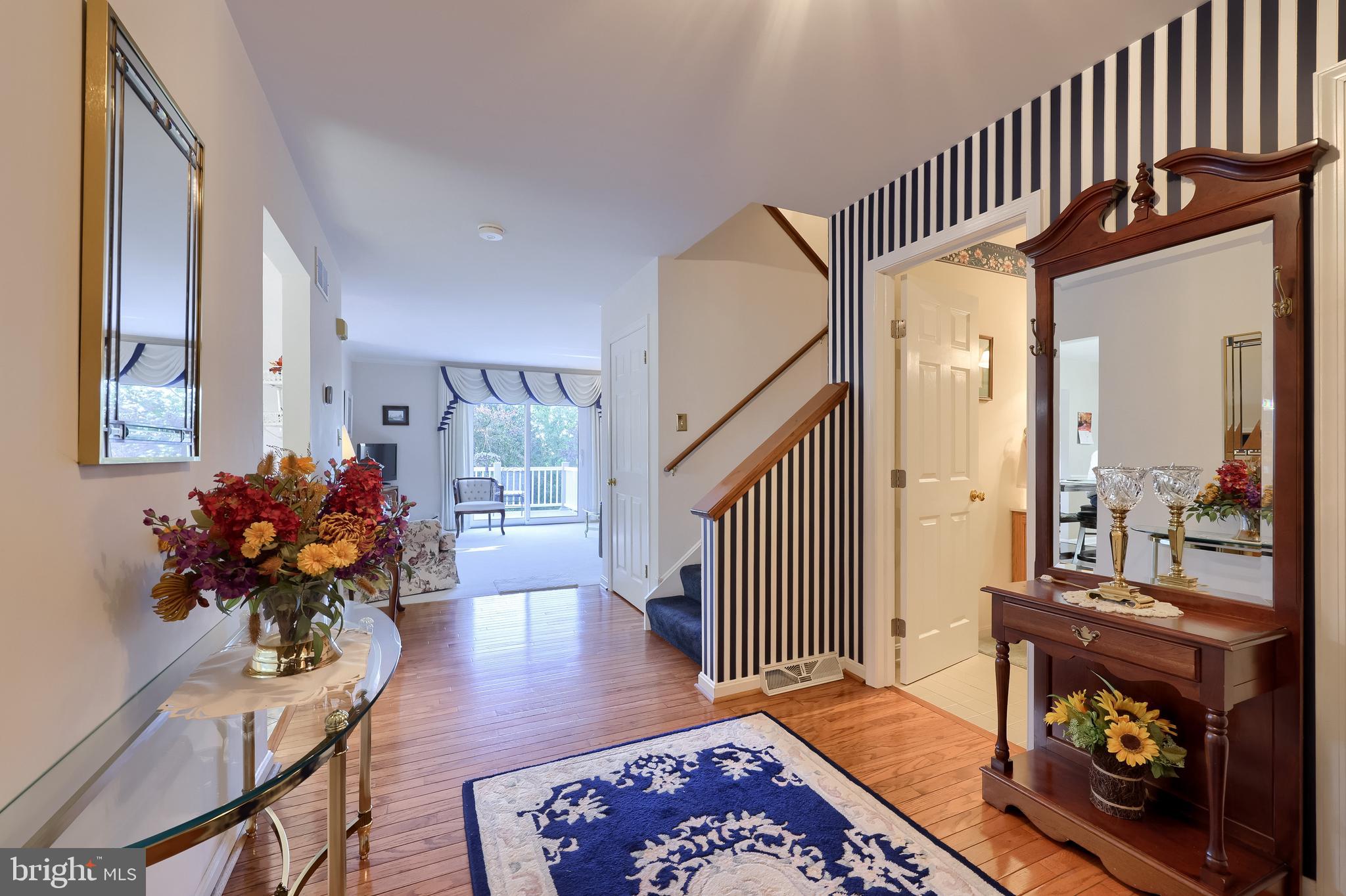 18 LAURELGATE PLACE