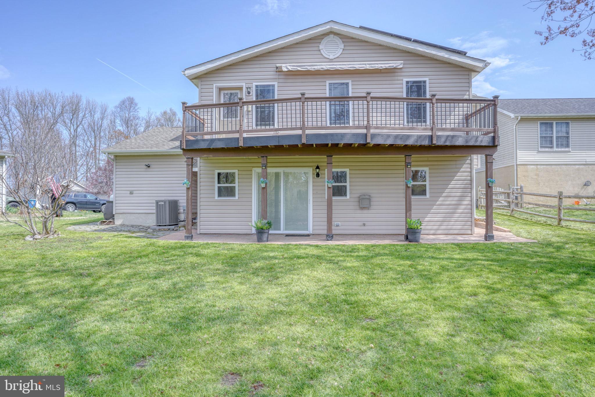 KENSINGTON COURTS - Residential