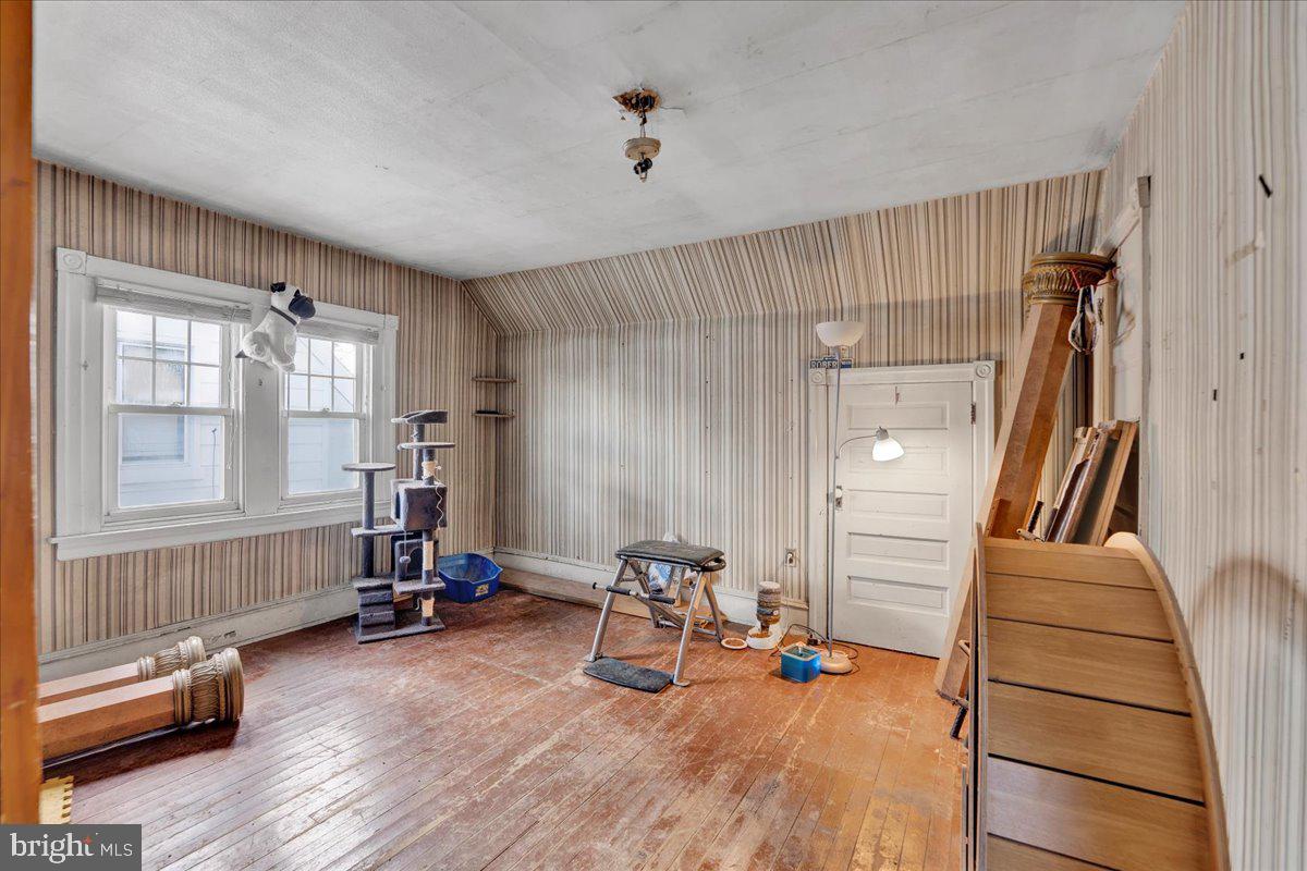 NORTHWOOD - Residential