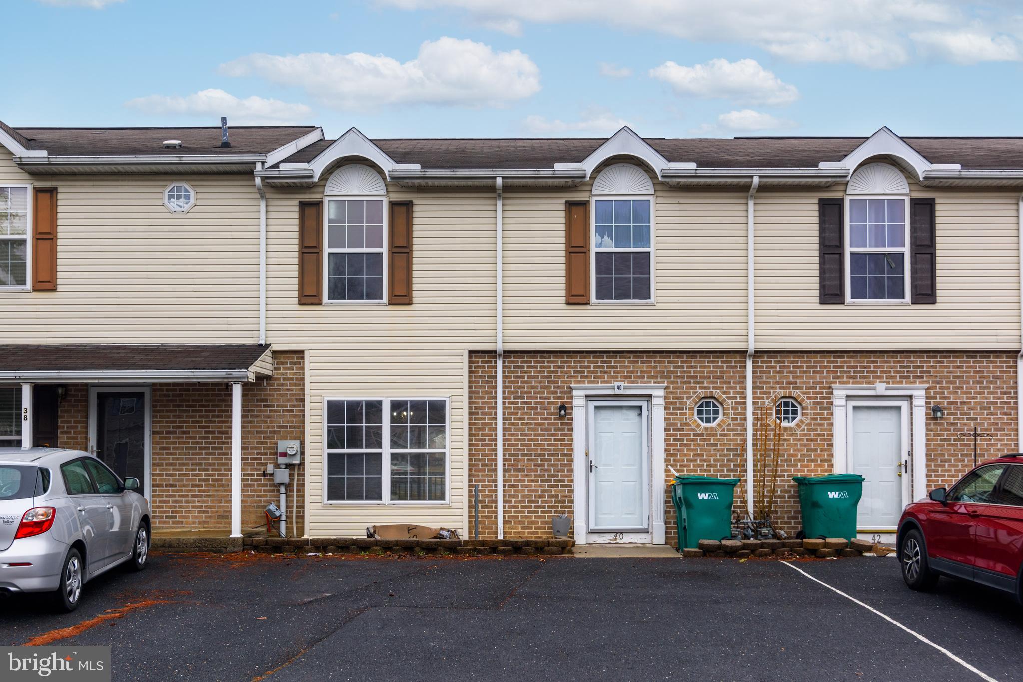 LAUREL HILLS NORTH - Residential