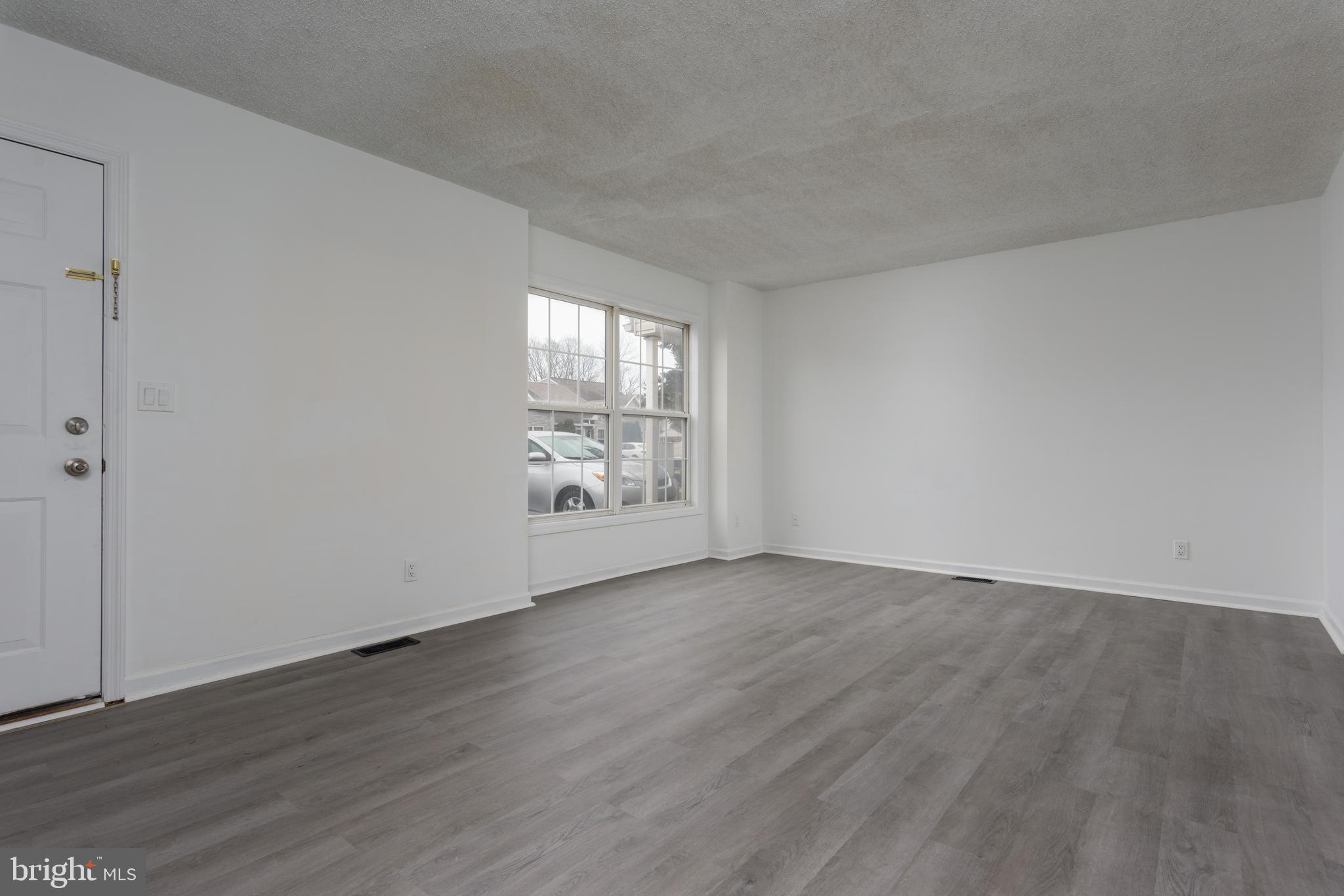 LAUREL HILLS NORTH - Residential