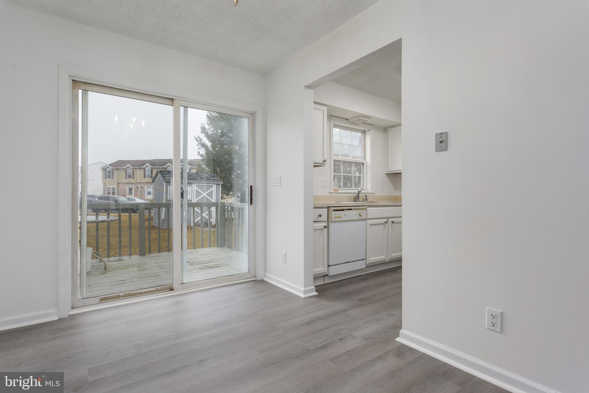 LAUREL HILLS NORTH - Residential