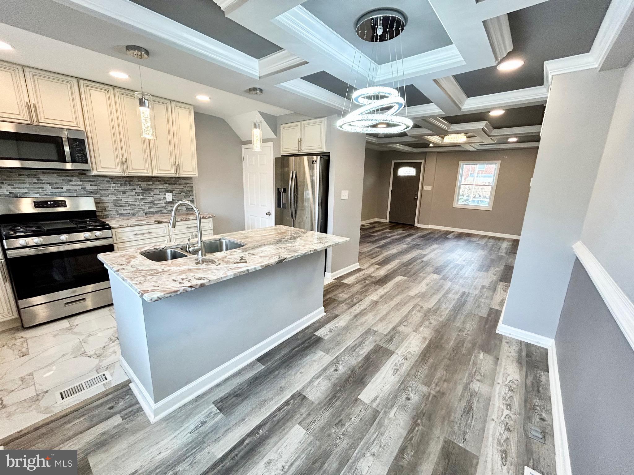 HAWTHORNE - Residential Lease