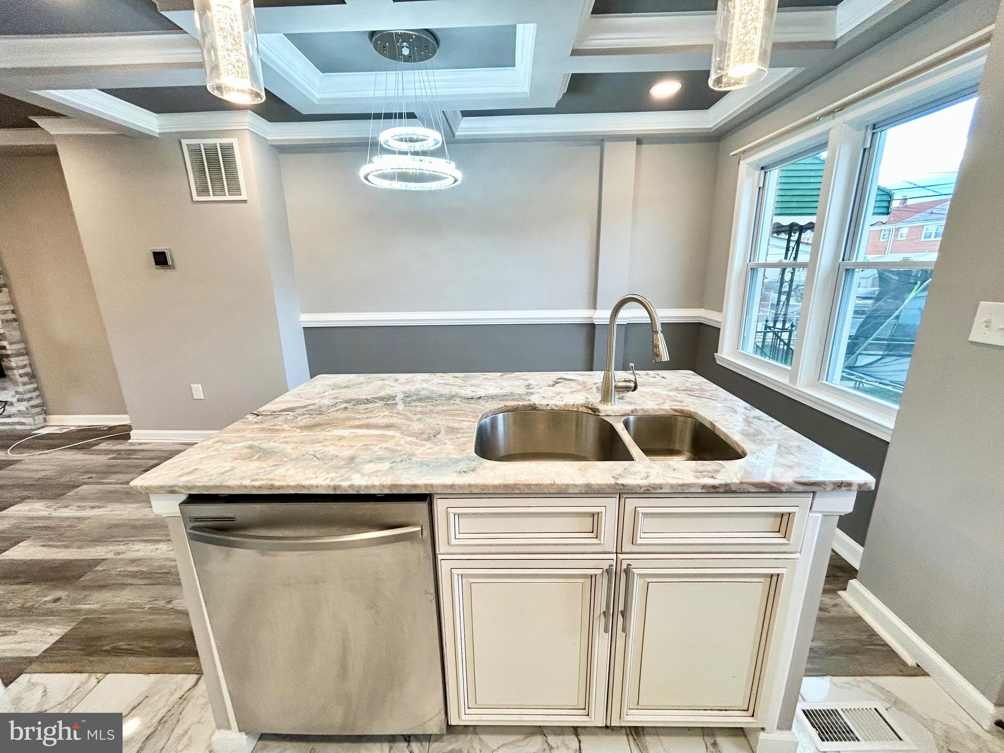 HAWTHORNE - Residential Lease