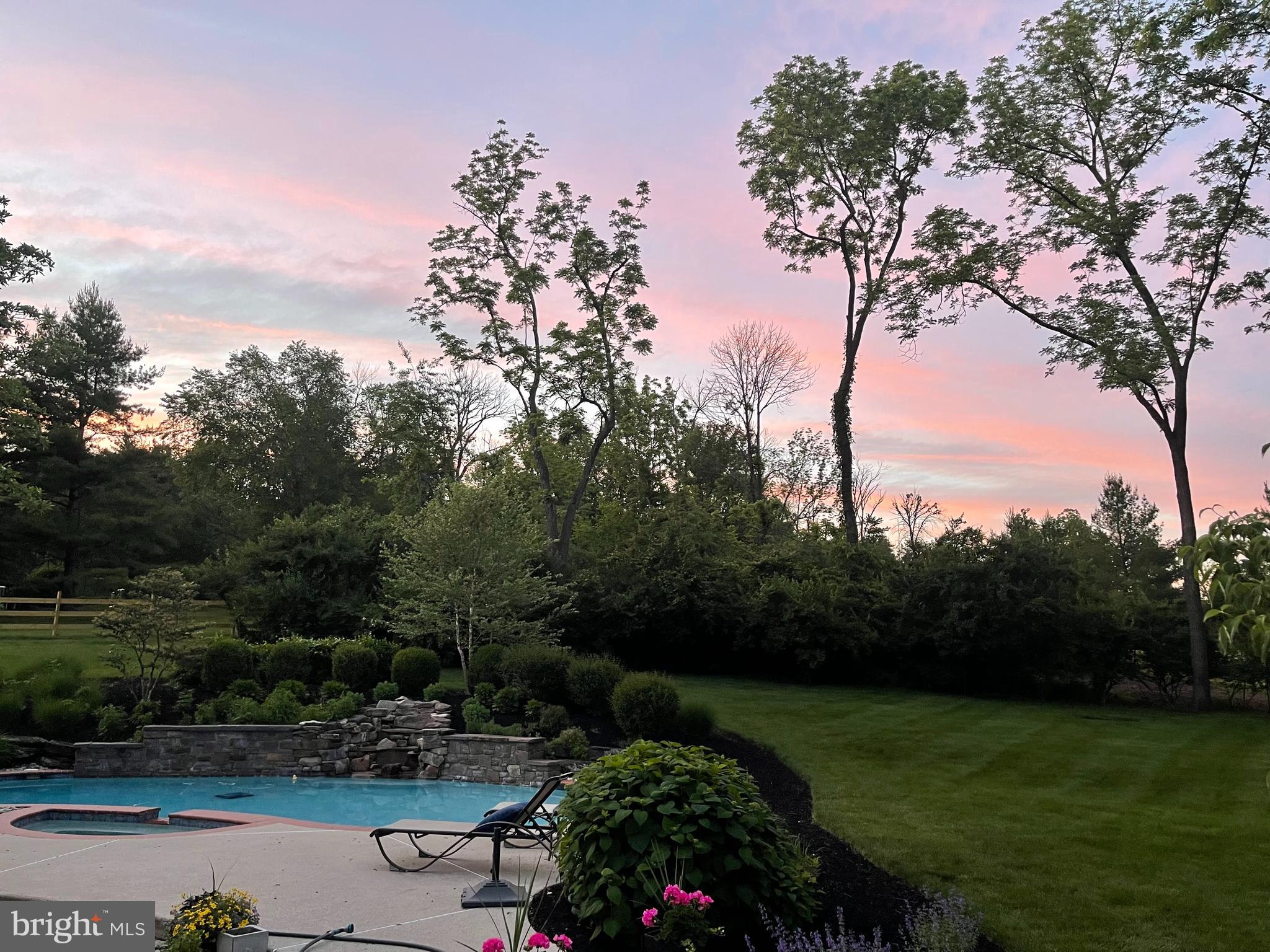 FOX HUNT ESTS - Residential