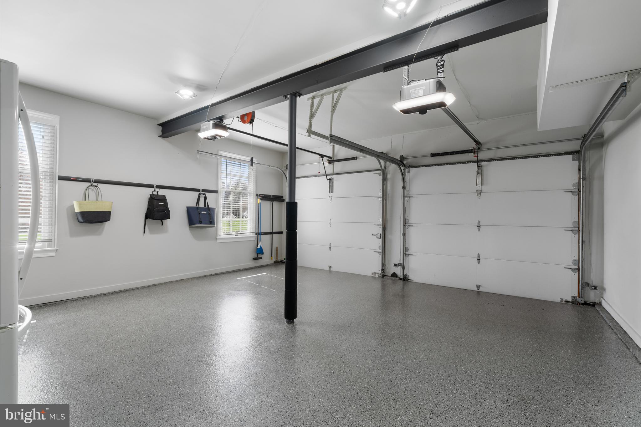 FOX HUNT ESTS - Residential