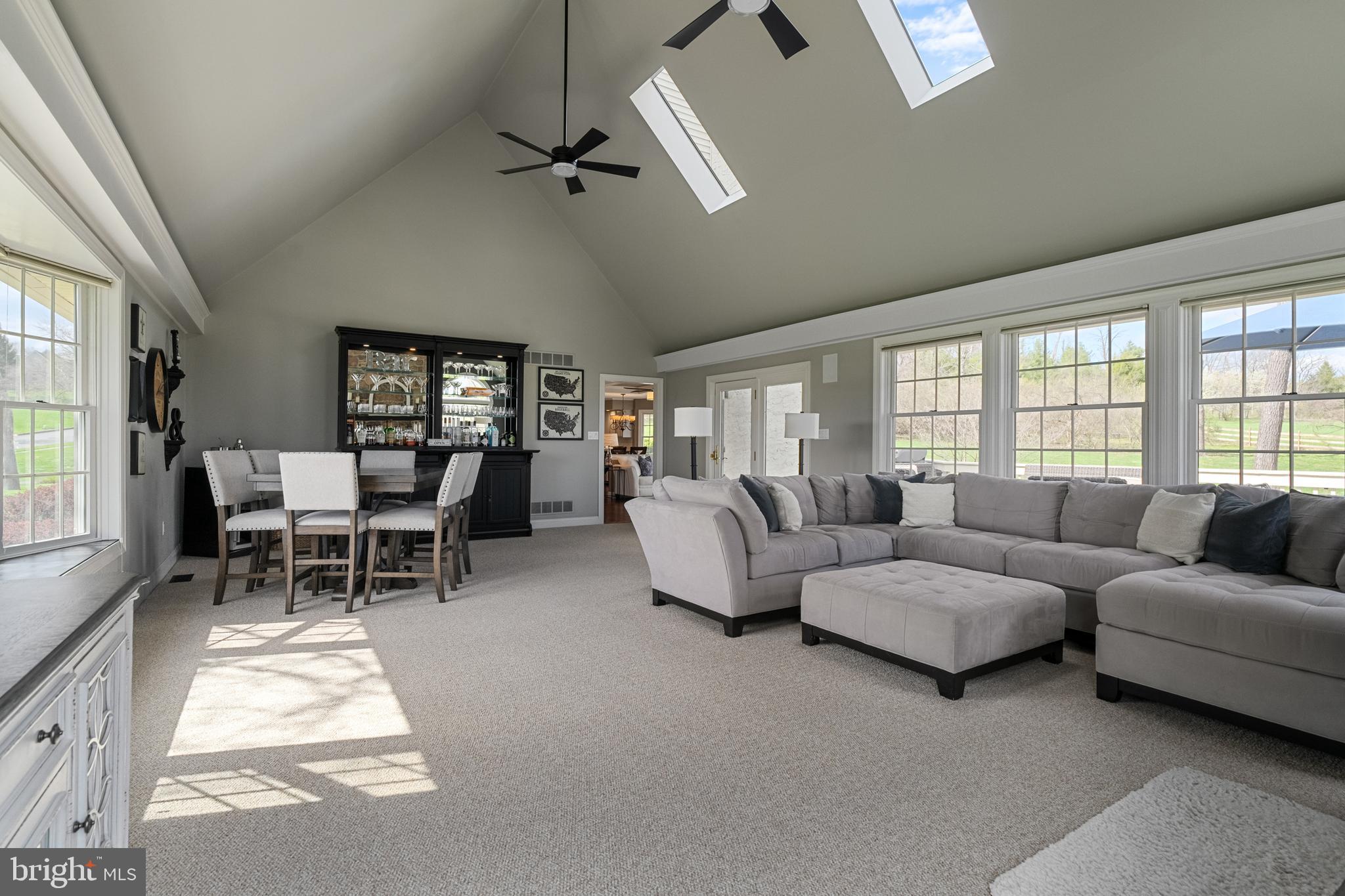 FOX HUNT ESTS - Residential