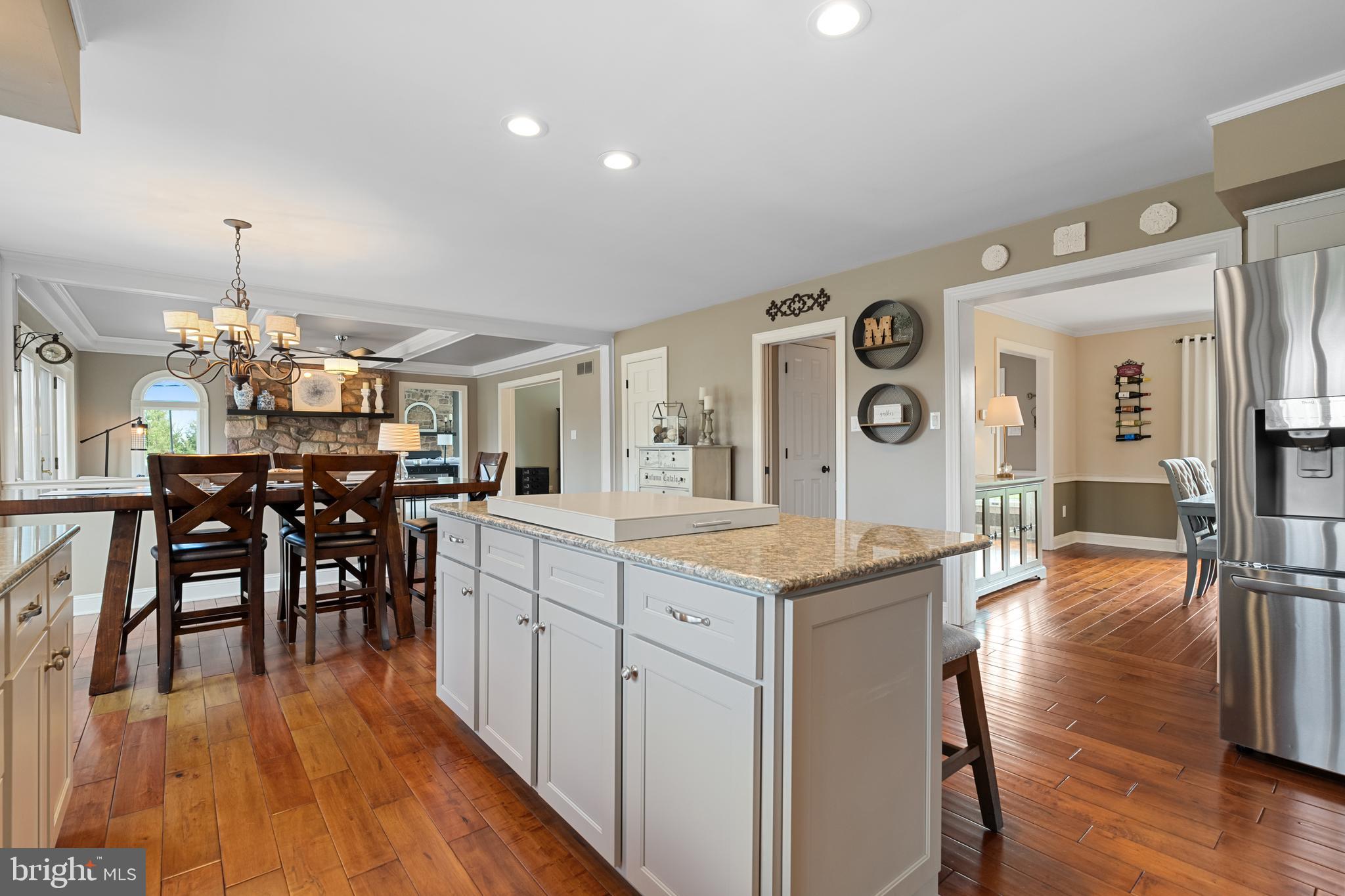 FOX HUNT ESTS - Residential