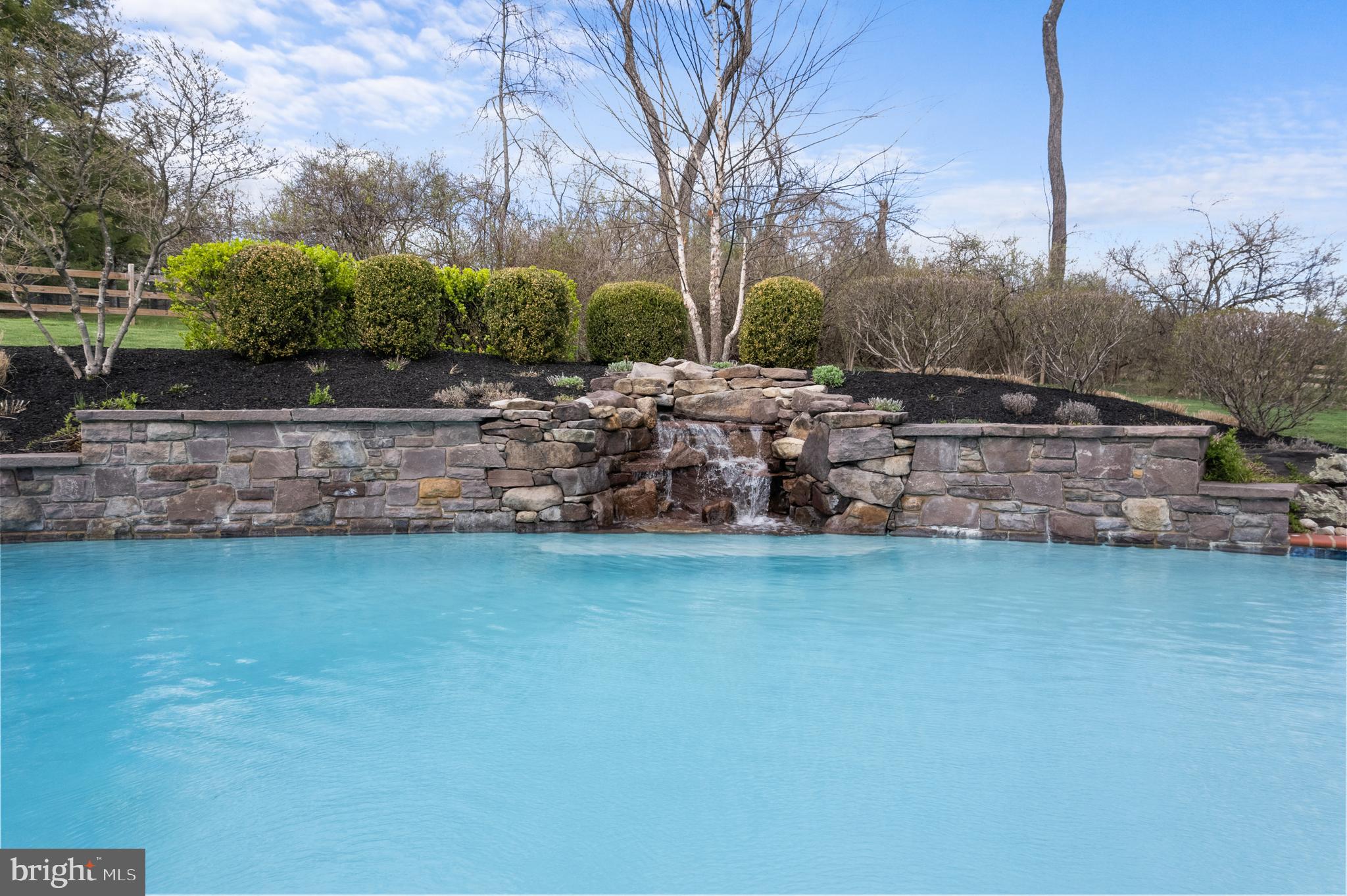 FOX HUNT ESTS - Residential