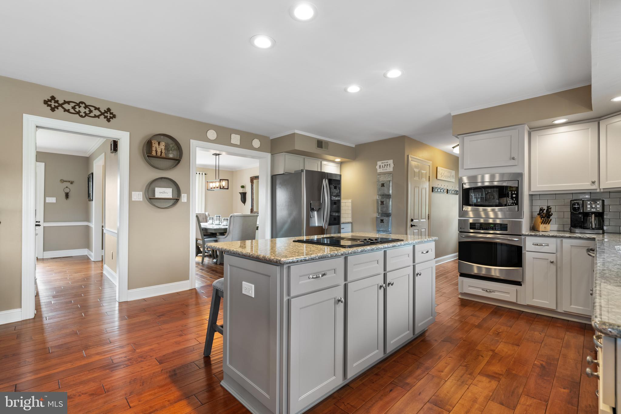 FOX HUNT ESTS - Residential