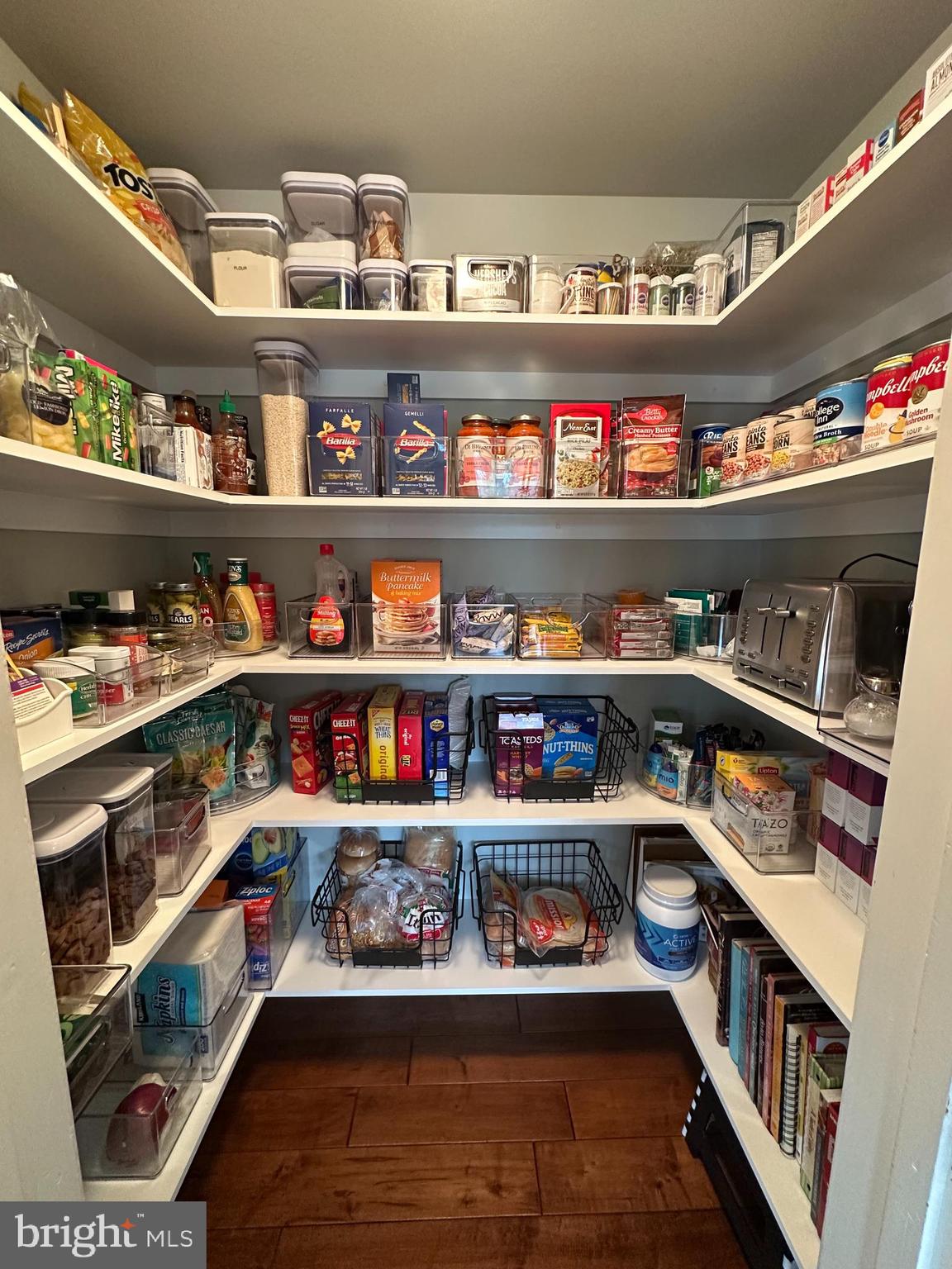 FOX HUNT ESTS - Residential