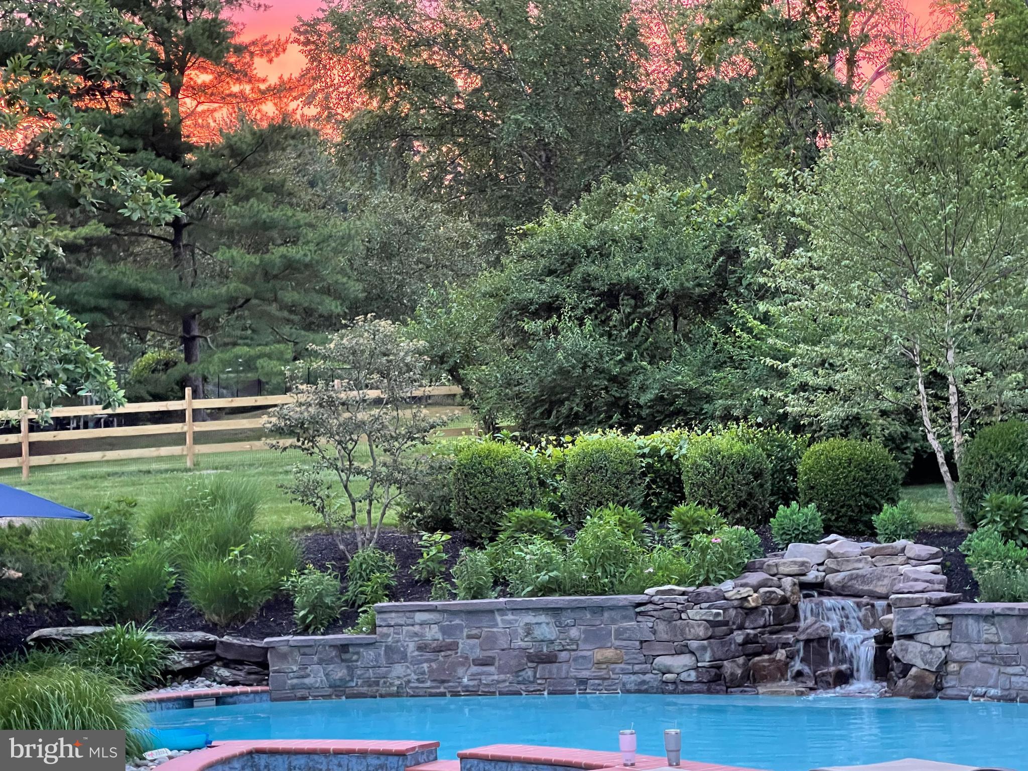 FOX HUNT ESTS - Residential