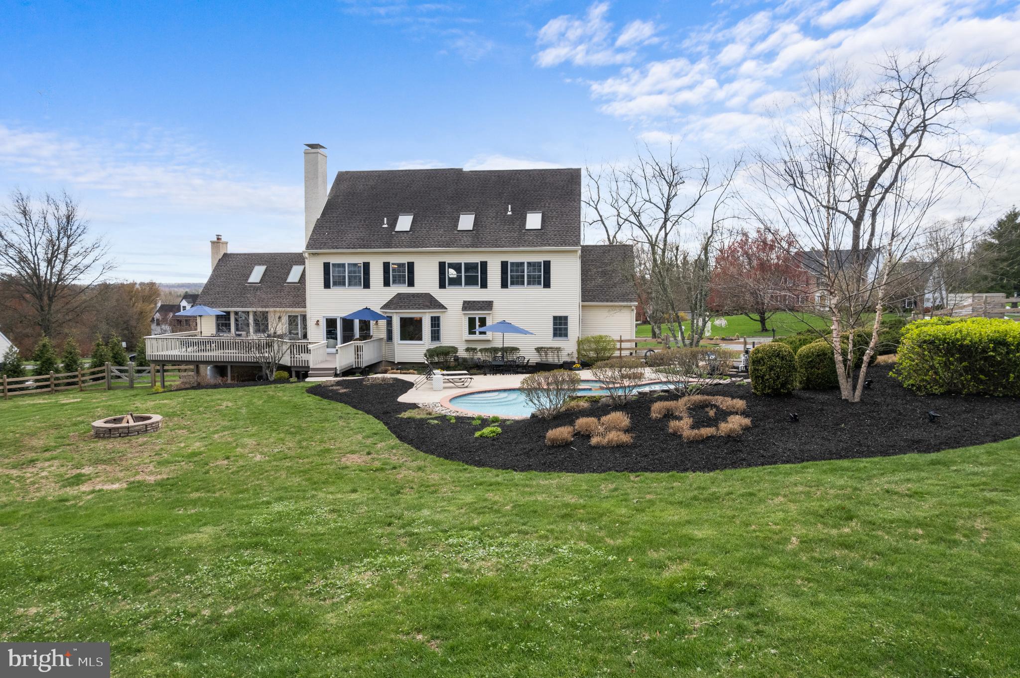 FOX HUNT ESTS - Residential