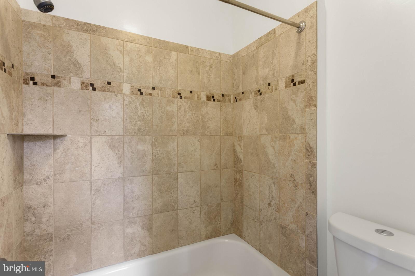 WINDGATE - Residential Lease