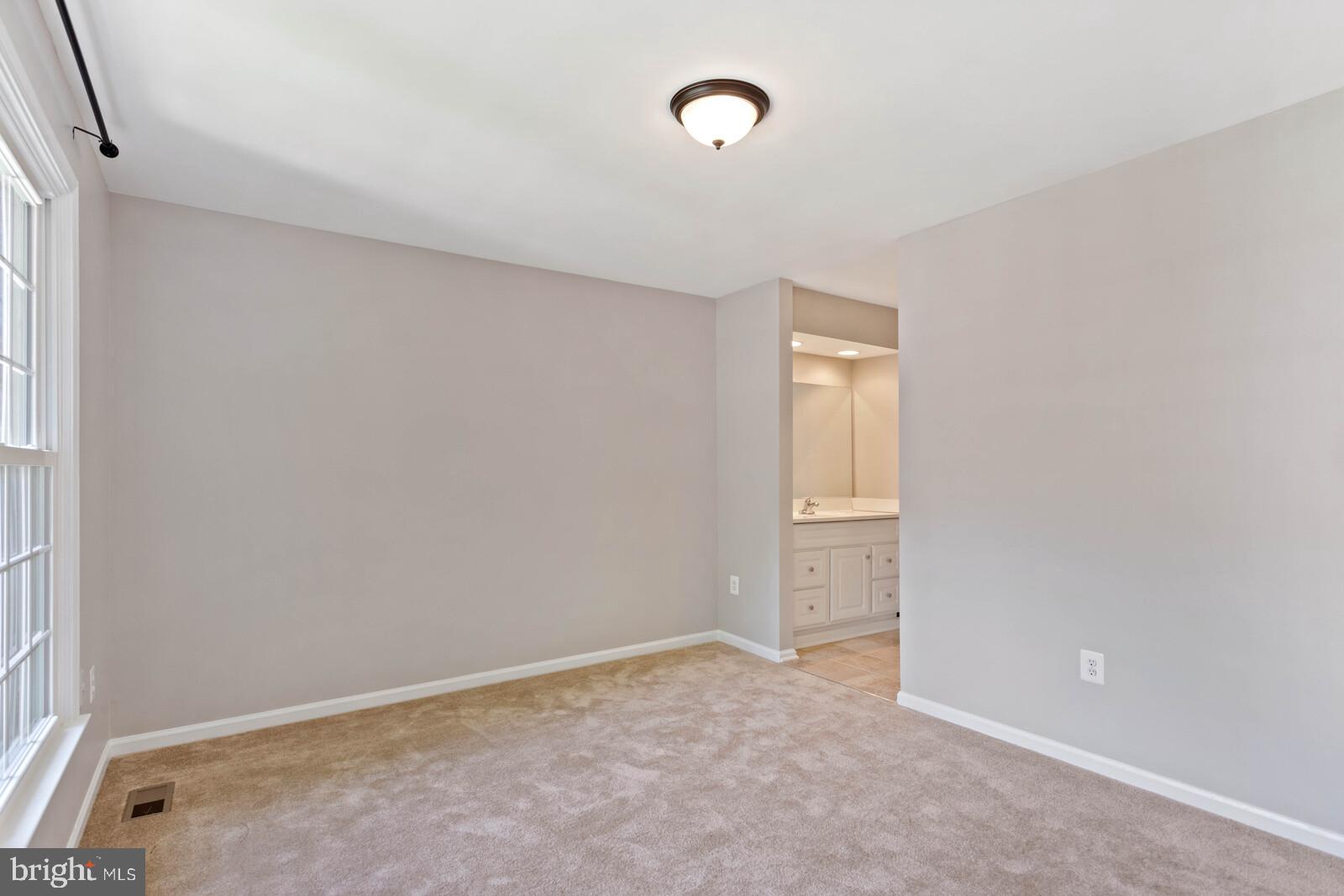 WINDGATE - Residential Lease