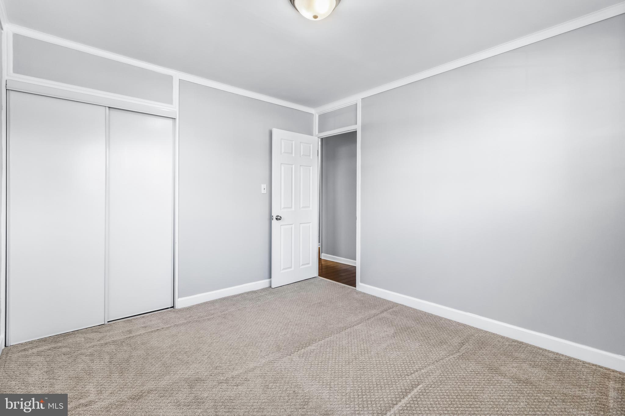 FAIRLAWN-LAUREL - Residential