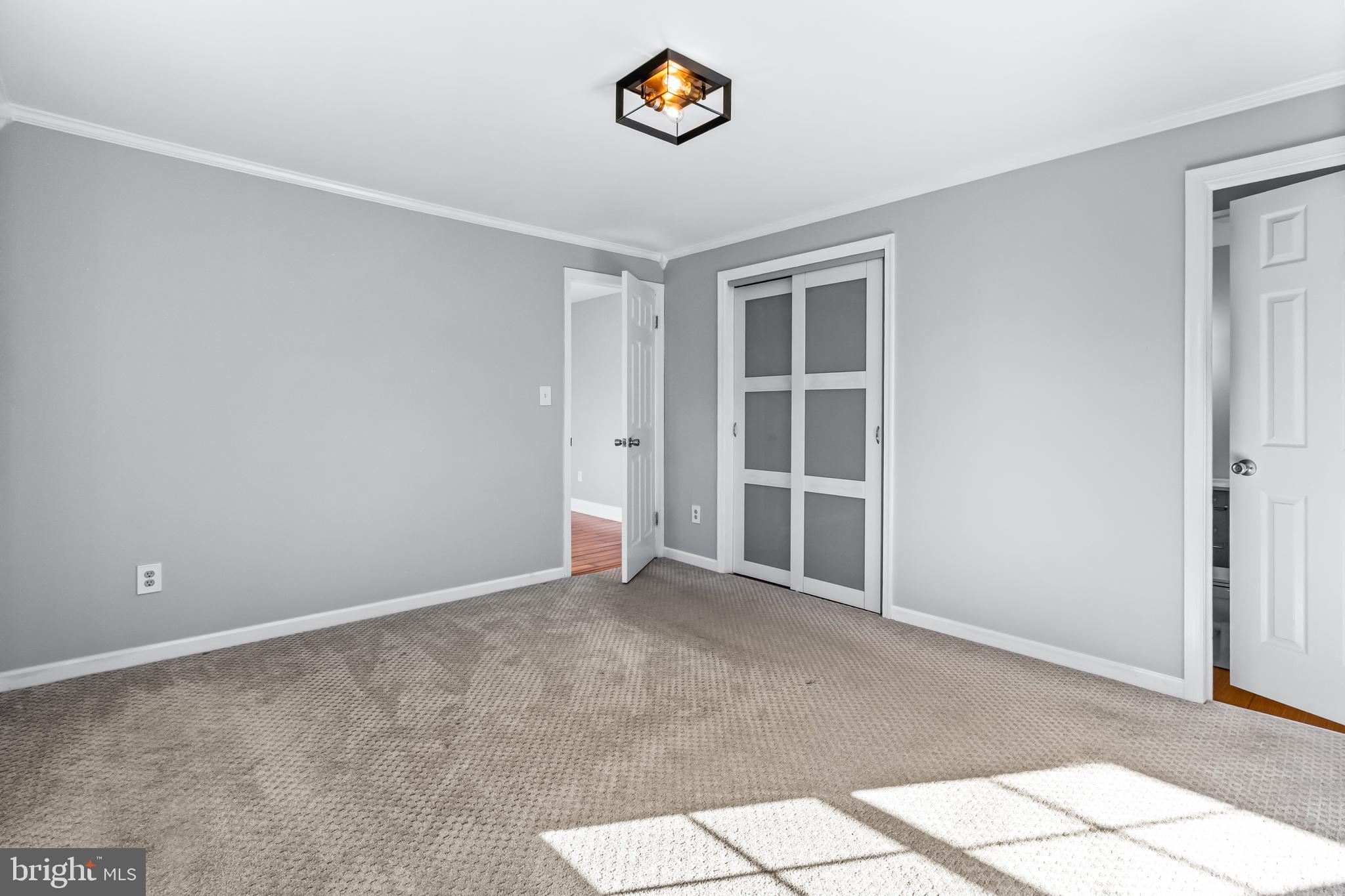 FAIRLAWN-LAUREL - Residential