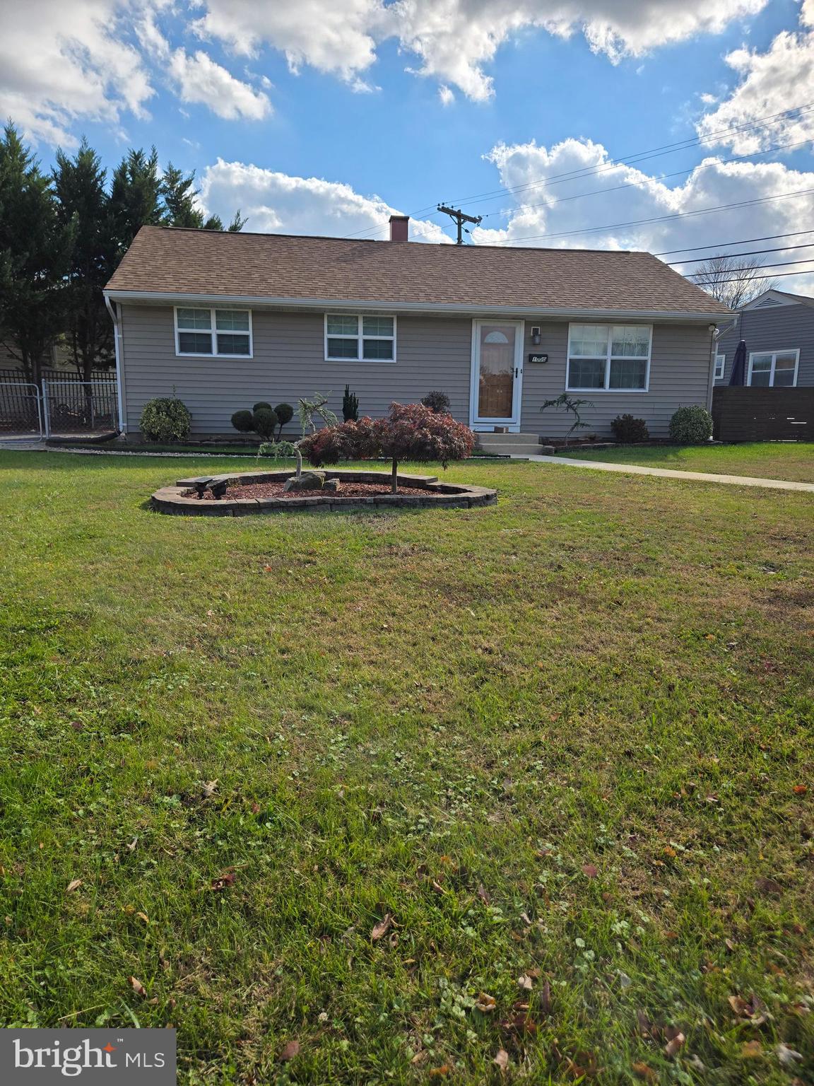 FAIRLAWN-LAUREL - Residential