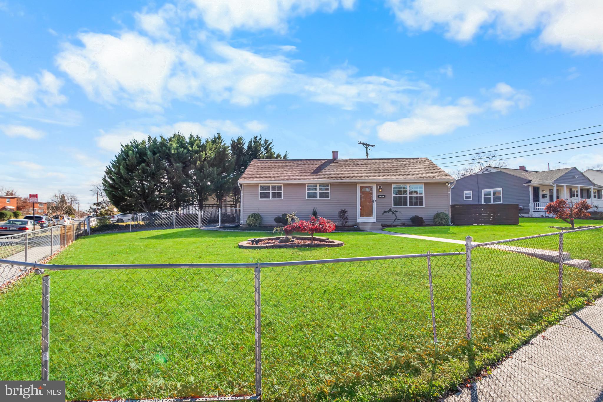 FAIRLAWN-LAUREL - Residential