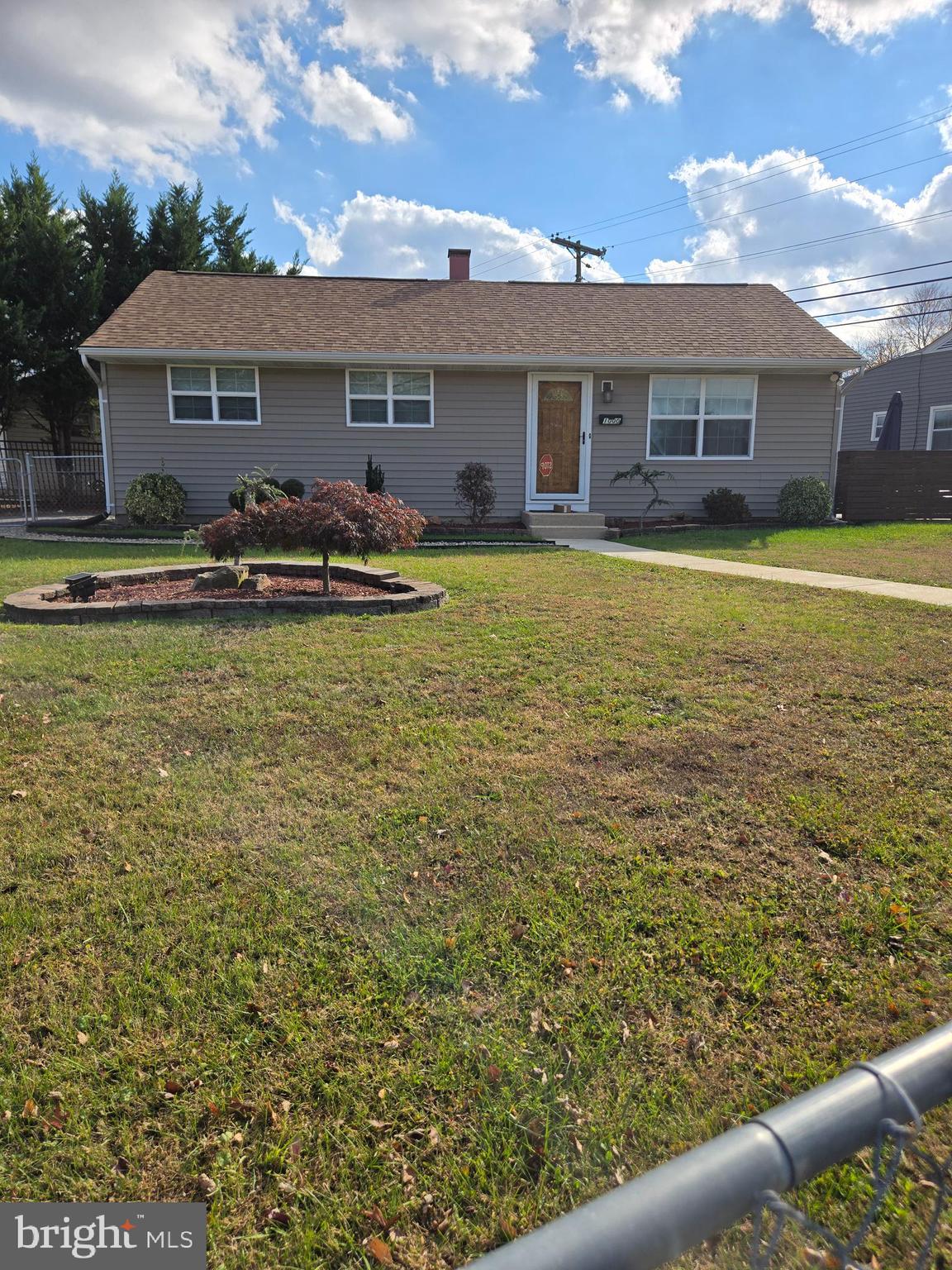 FAIRLAWN-LAUREL - Residential