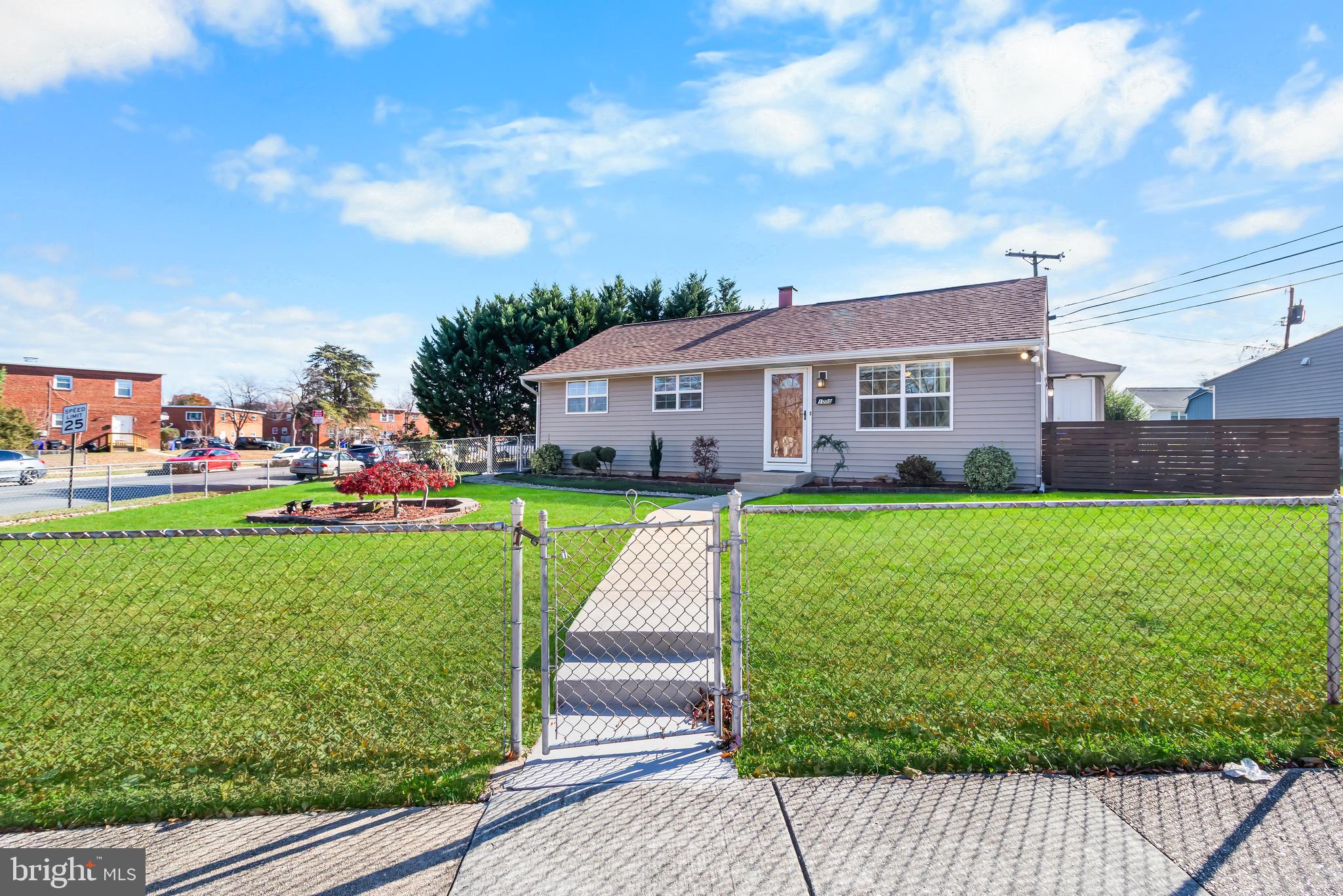 FAIRLAWN-LAUREL - Residential