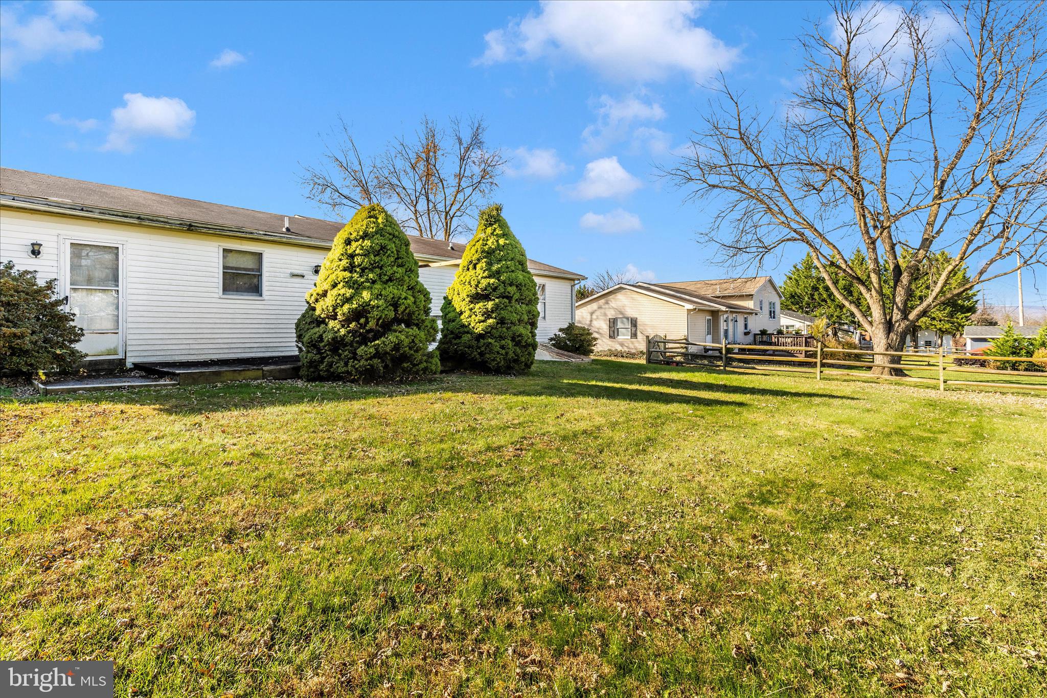 GLADE MANOR - Residential