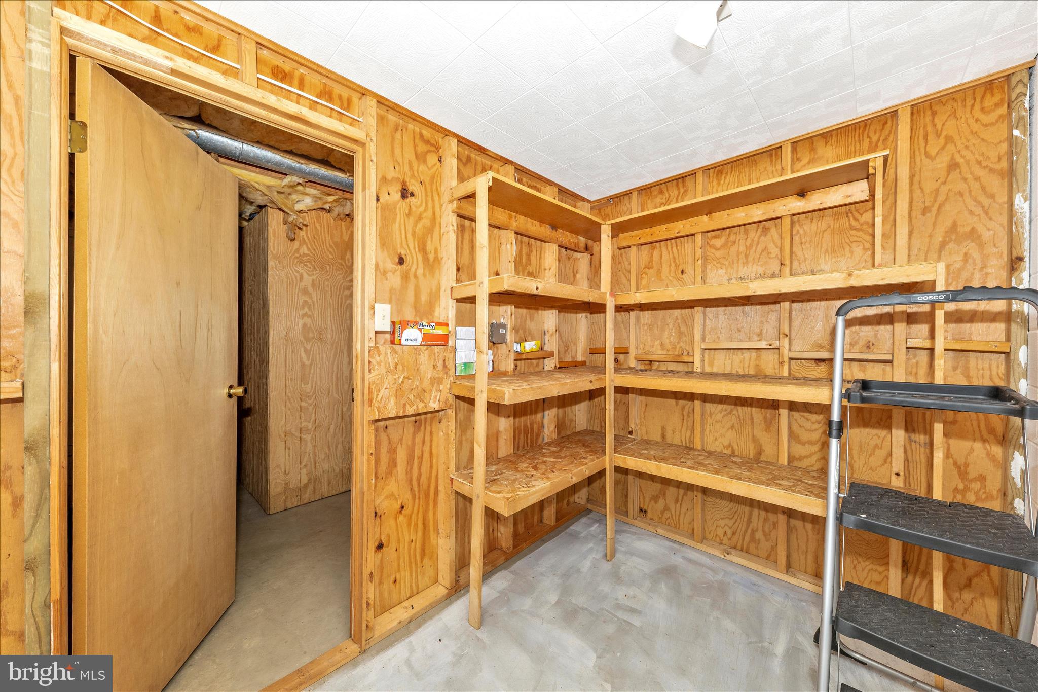 GLADE MANOR - Residential