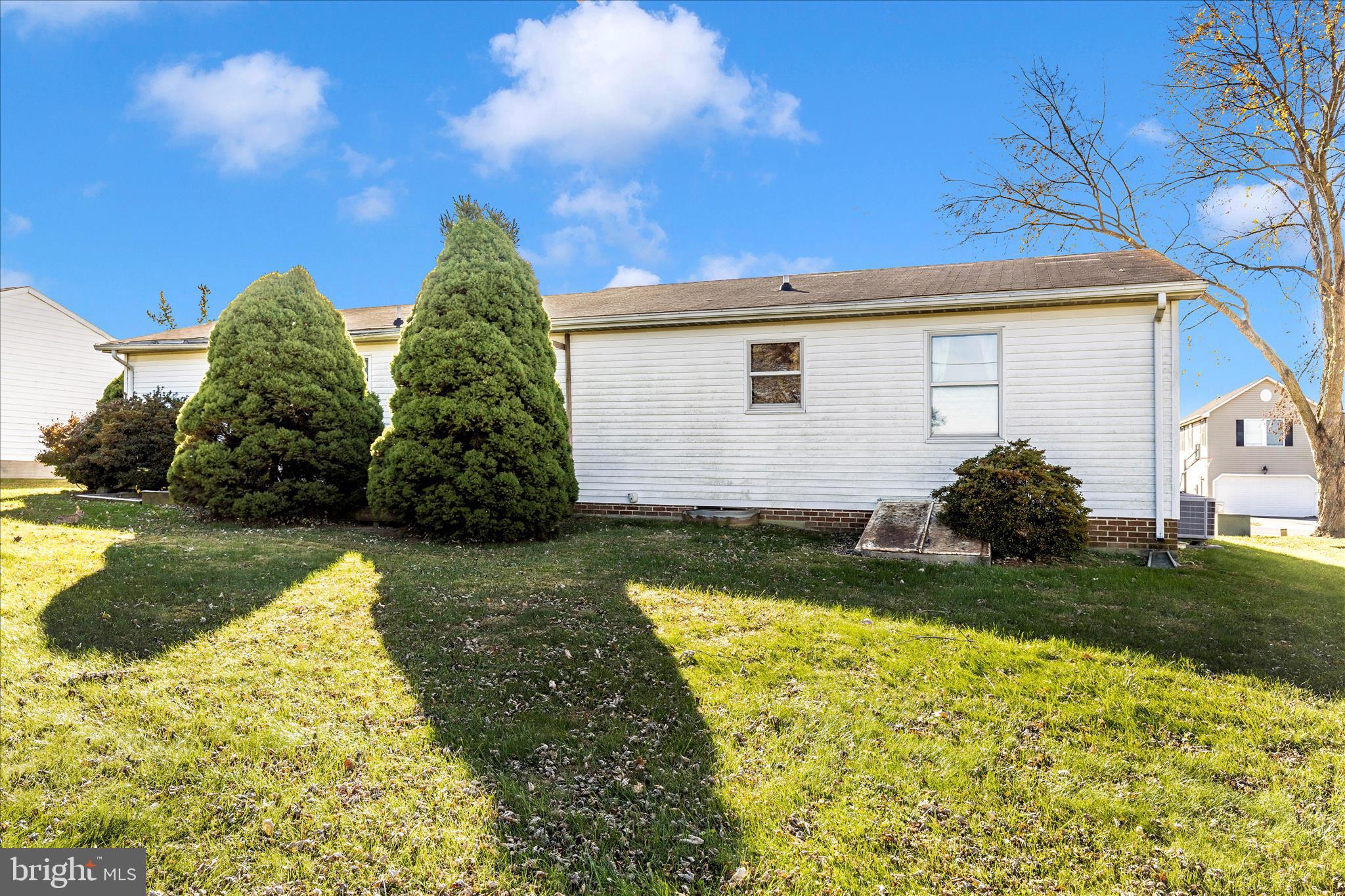 GLADE MANOR - Residential