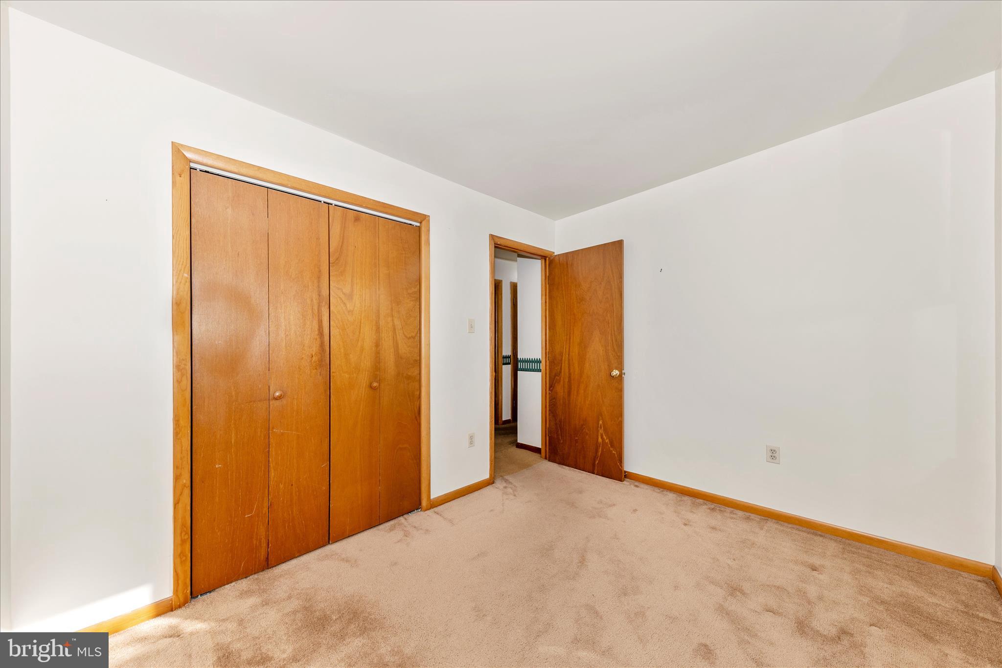 GLADE MANOR - Residential