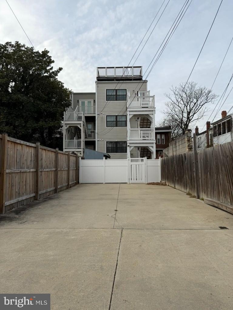 3223 WARDER STREET NW 2