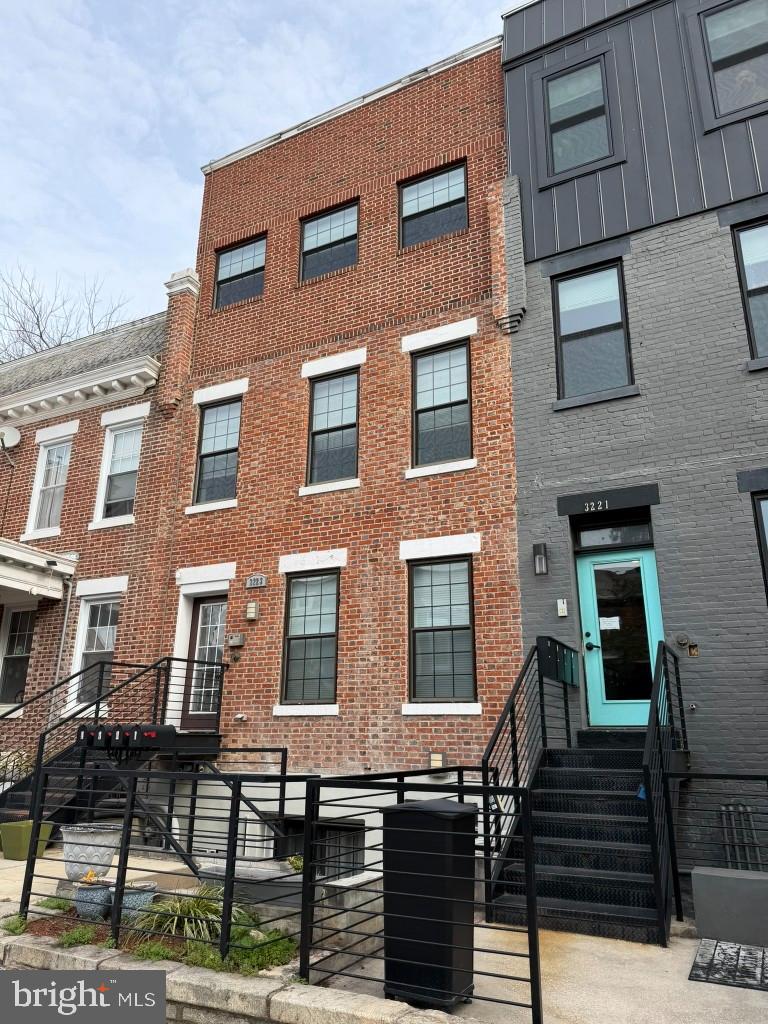 3223 WARDER STREET NW 2
