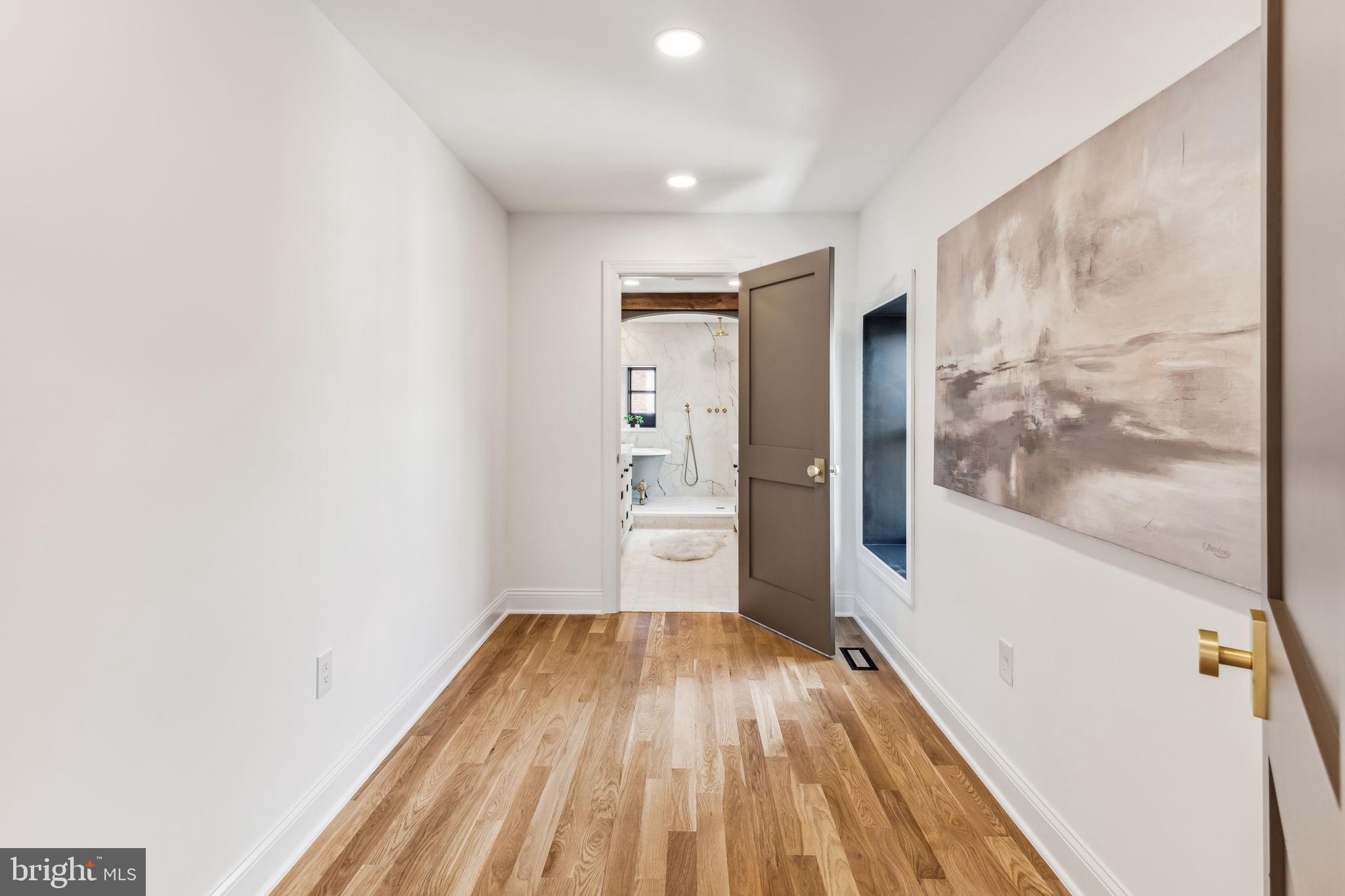 GRADUATE HOSPITAL - Residential