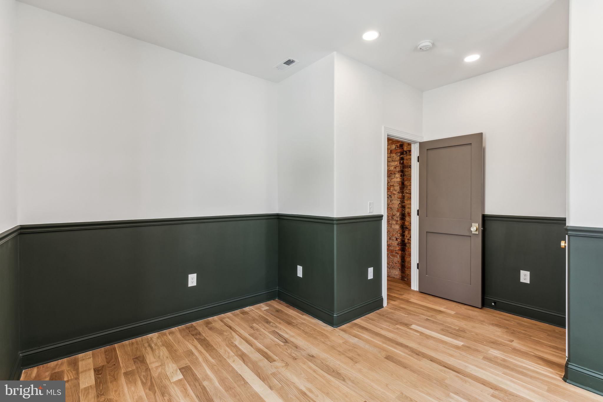 GRADUATE HOSPITAL - Residential