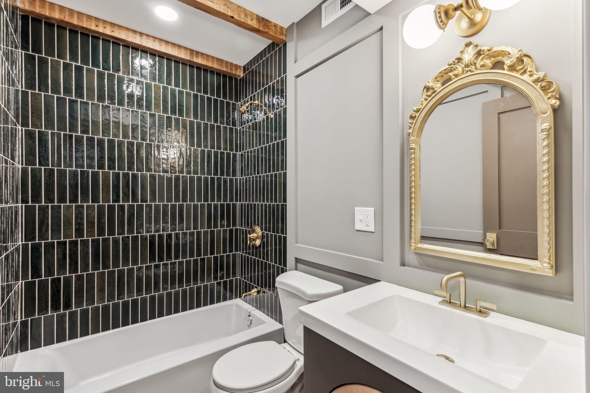 GRADUATE HOSPITAL - Residential