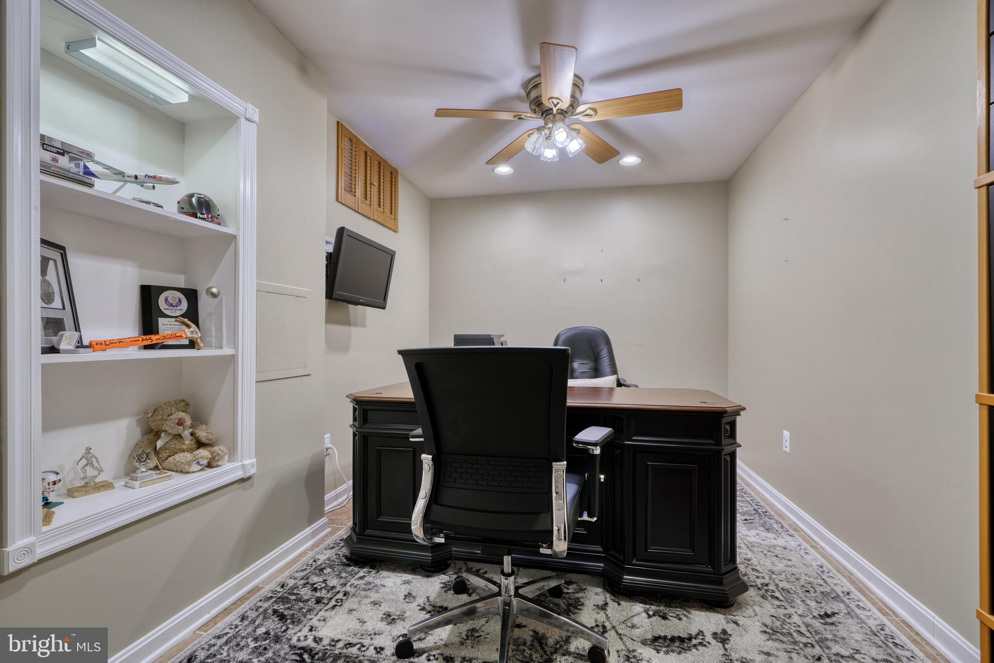 NORTH FOREST - Residential