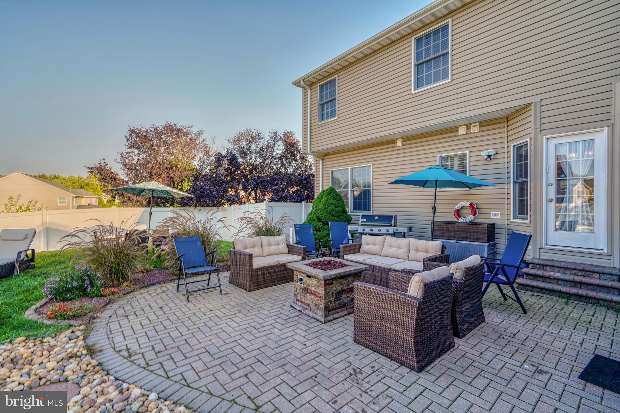 NORTH FOREST - Residential