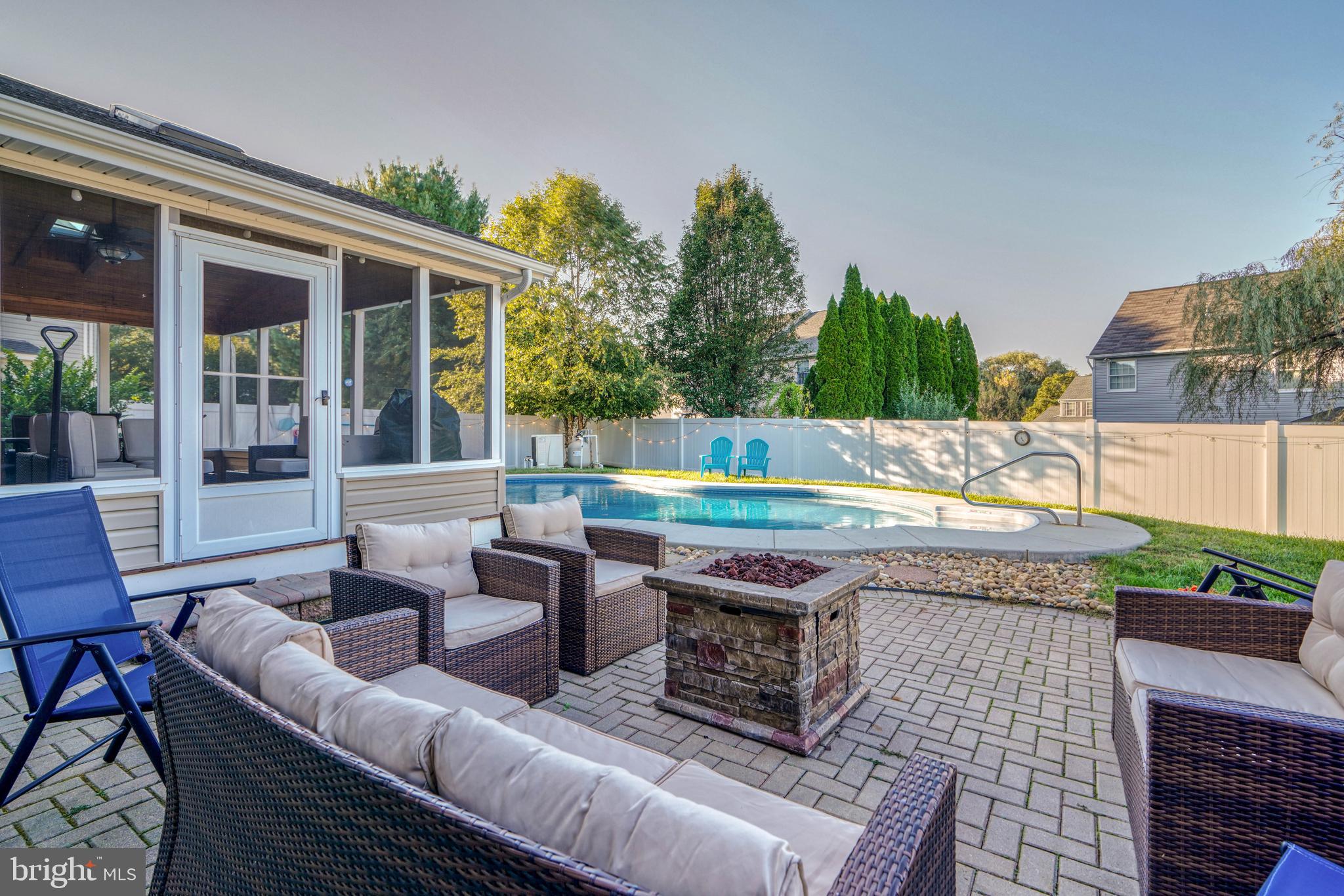 NORTH FOREST - Residential