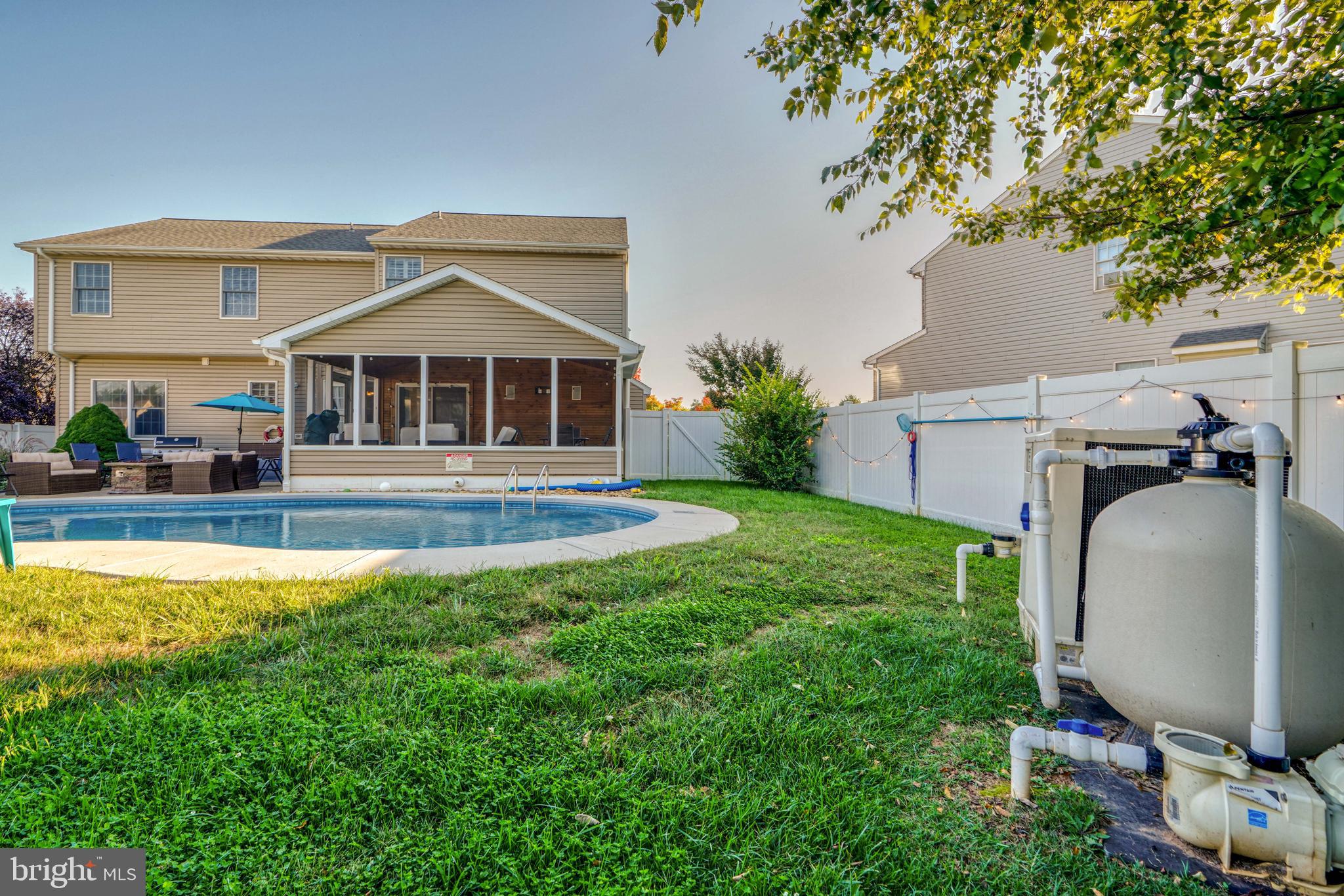 NORTH FOREST - Residential